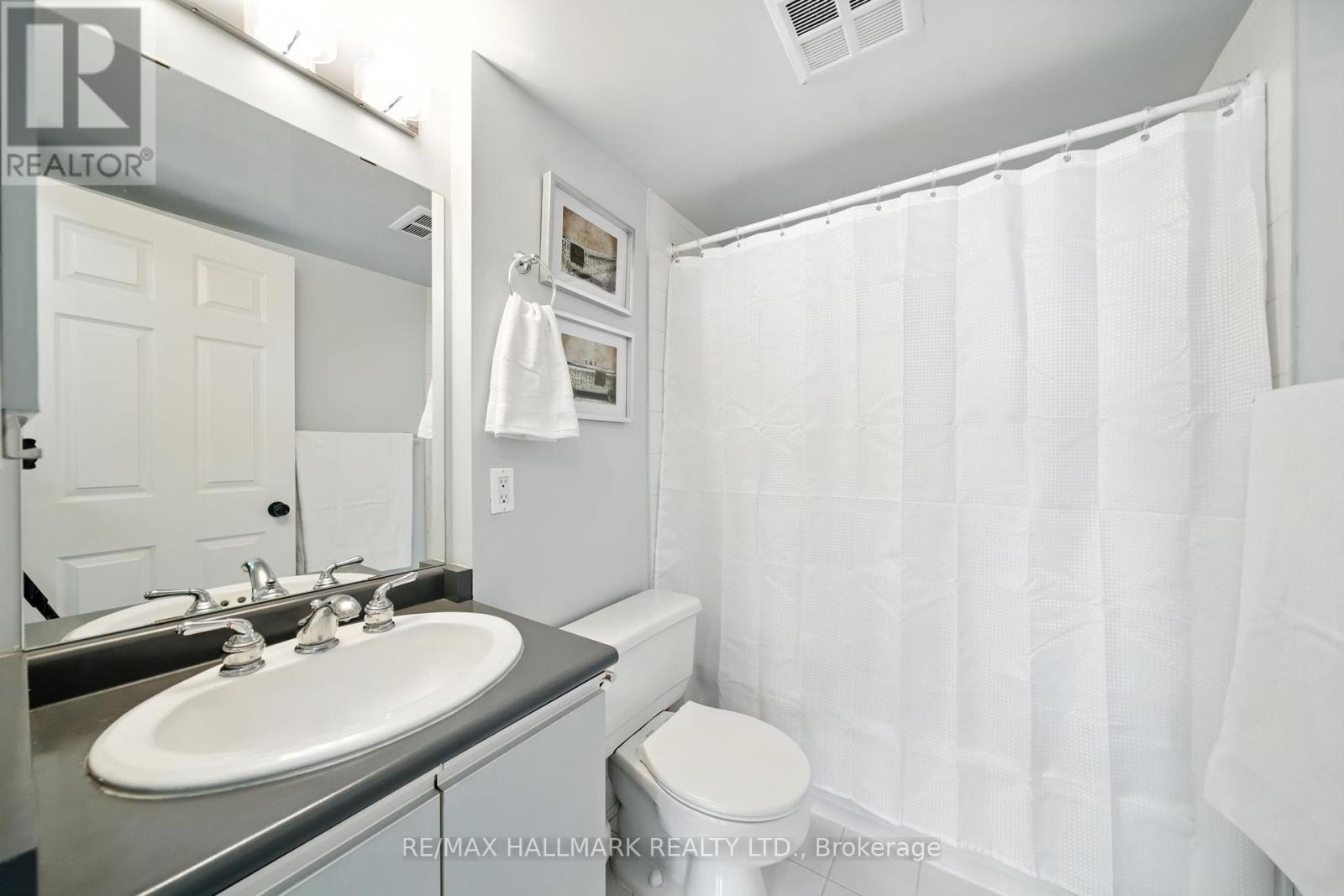 2002 - 215 Wynford Drive, Toronto, Ontario  M3C 3P5 - Photo 28 - C12419509