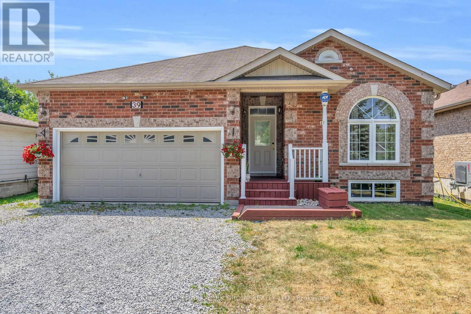 39 FARLEY CIRCLE, Georgina, Ontario
