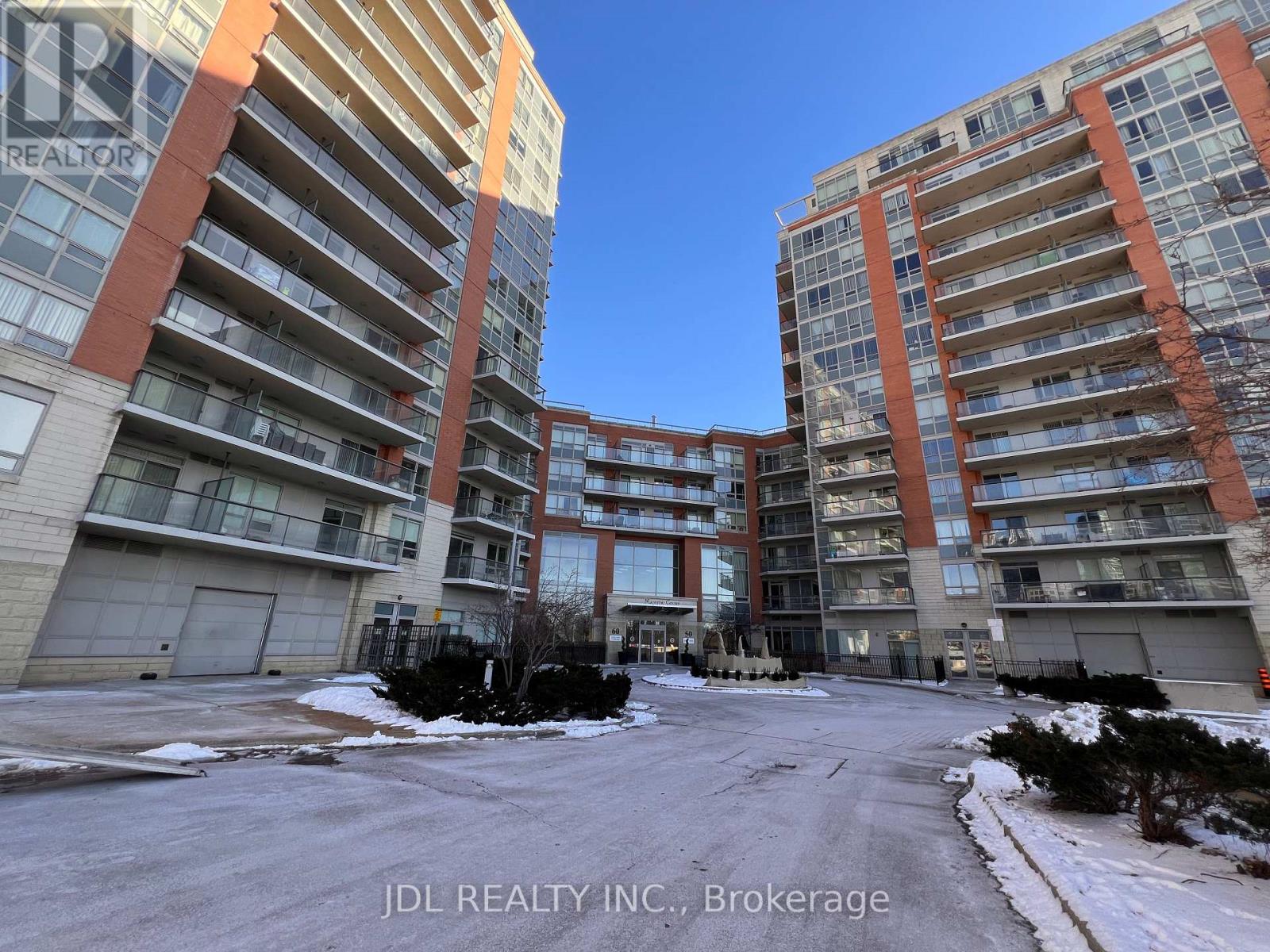 208 - 60 South Town Centre Boulevard, Markham, Ontario  L6G 0C5 - Photo 2 - N12419536