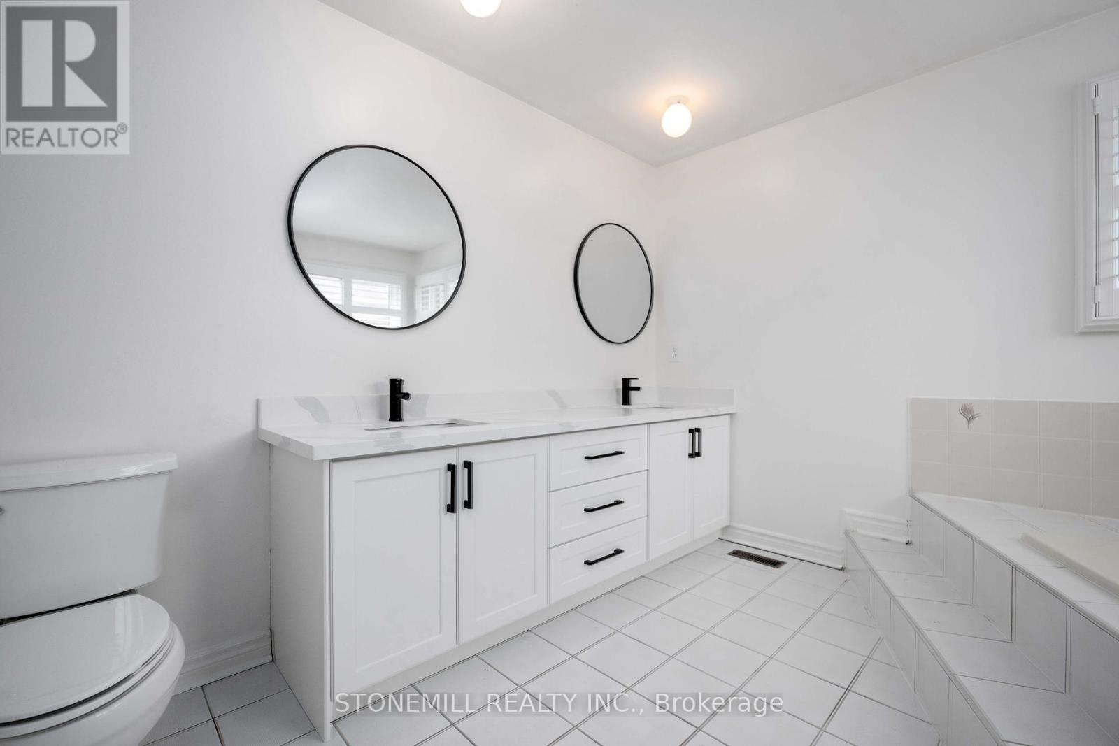 24 Soho Crescent, Markham, Ontario  L3P 7H8 - Photo 23 - N12419576