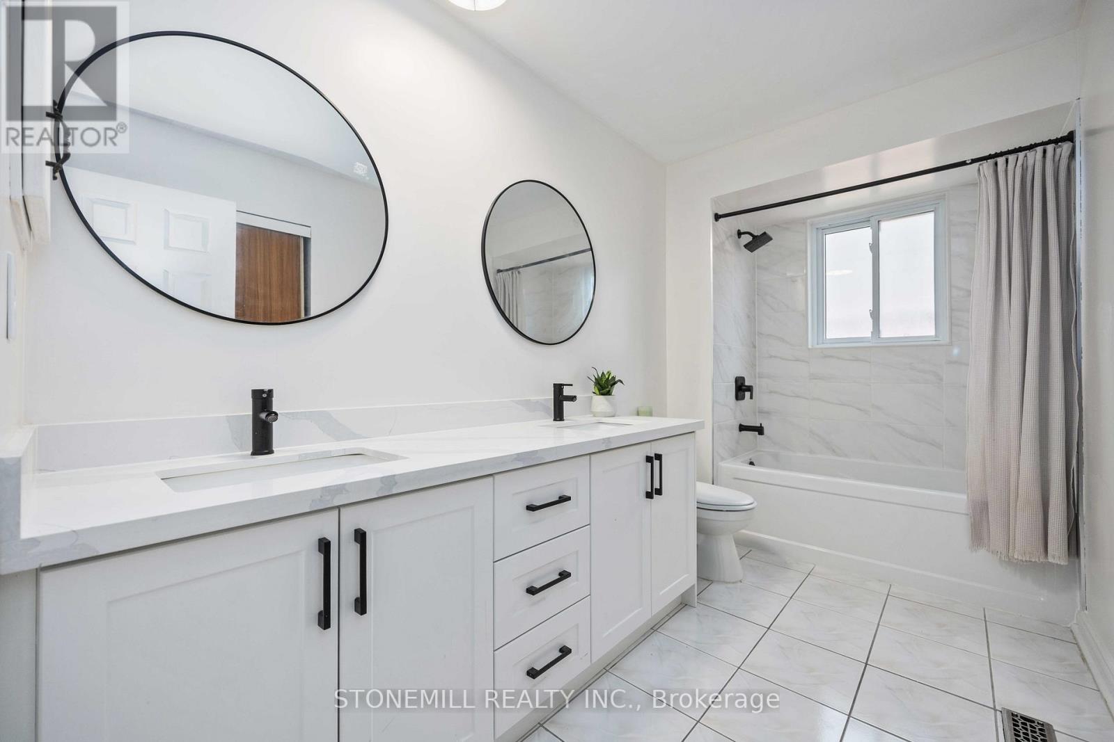24 Soho Crescent, Markham, Ontario  L3P 7H8 - Photo 27 - N12419576