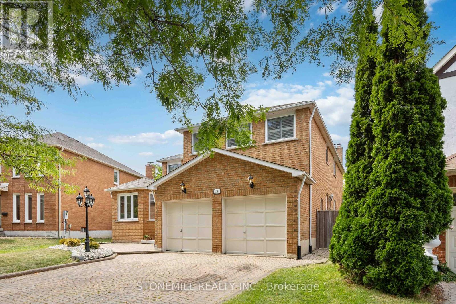 24 Soho Crescent, Markham, Ontario  L3P 7H8 - Photo 3 - N12419576