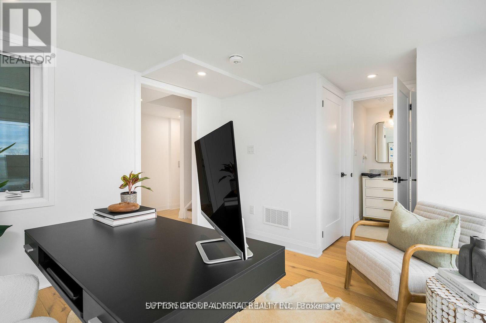 86 Sandhill Crane Drive, Wasaga Beach, Ontario  L9Z 0K4 - Photo 6 - S12419581