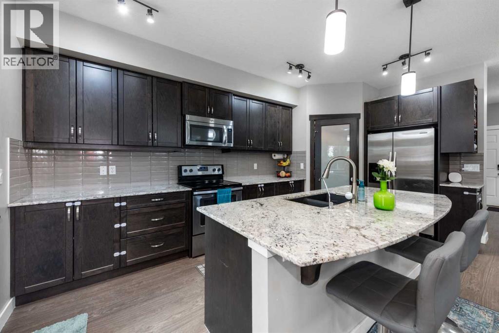 80 Legacy Reach Manor Se, Calgary, Alberta  T2Z 2C5 - Photo 4 - A2259076