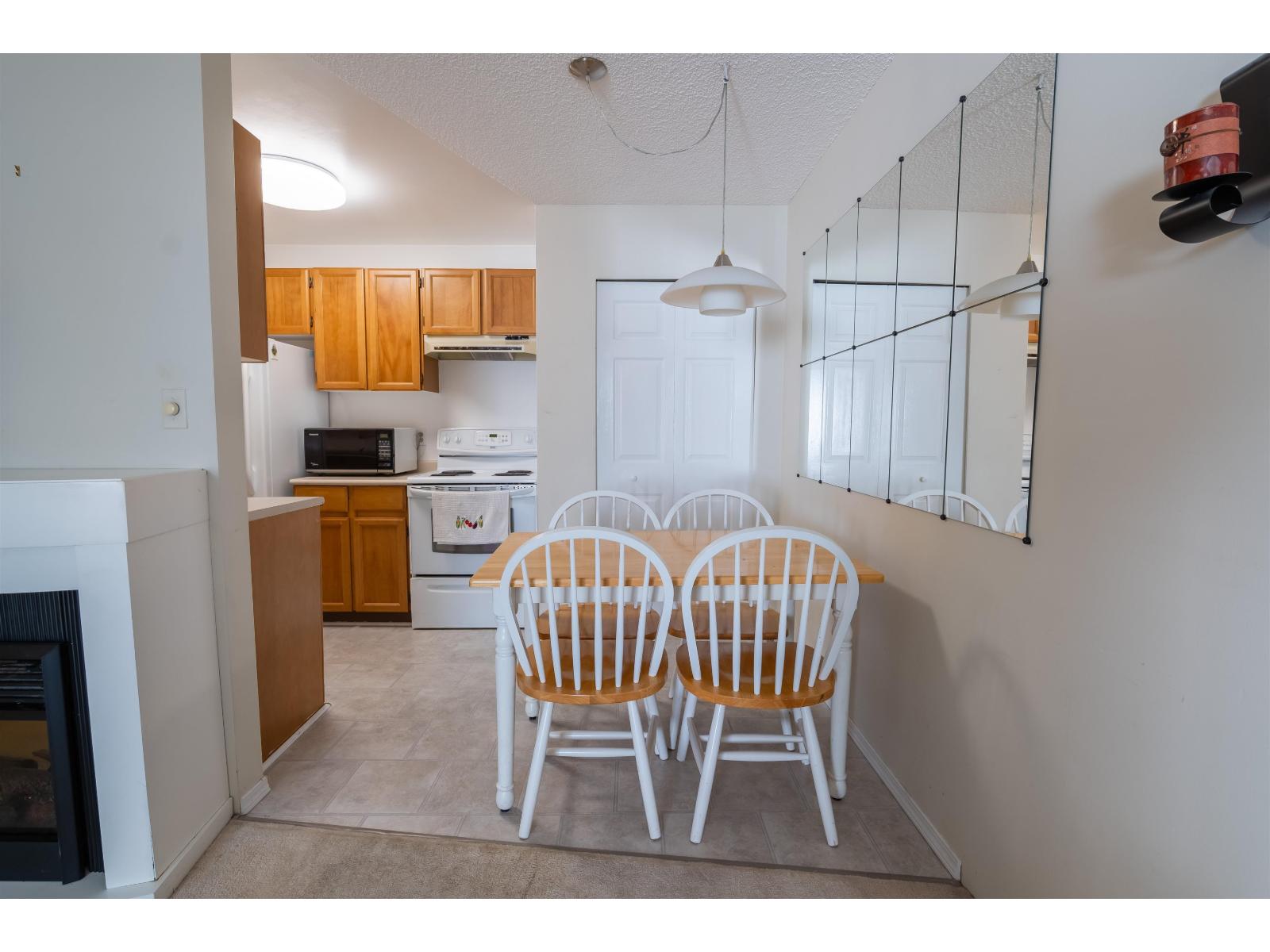 110 32950 Amicus Place, Abbotsford, British Columbia  V2S 6G9 - Photo 11 - R3050203