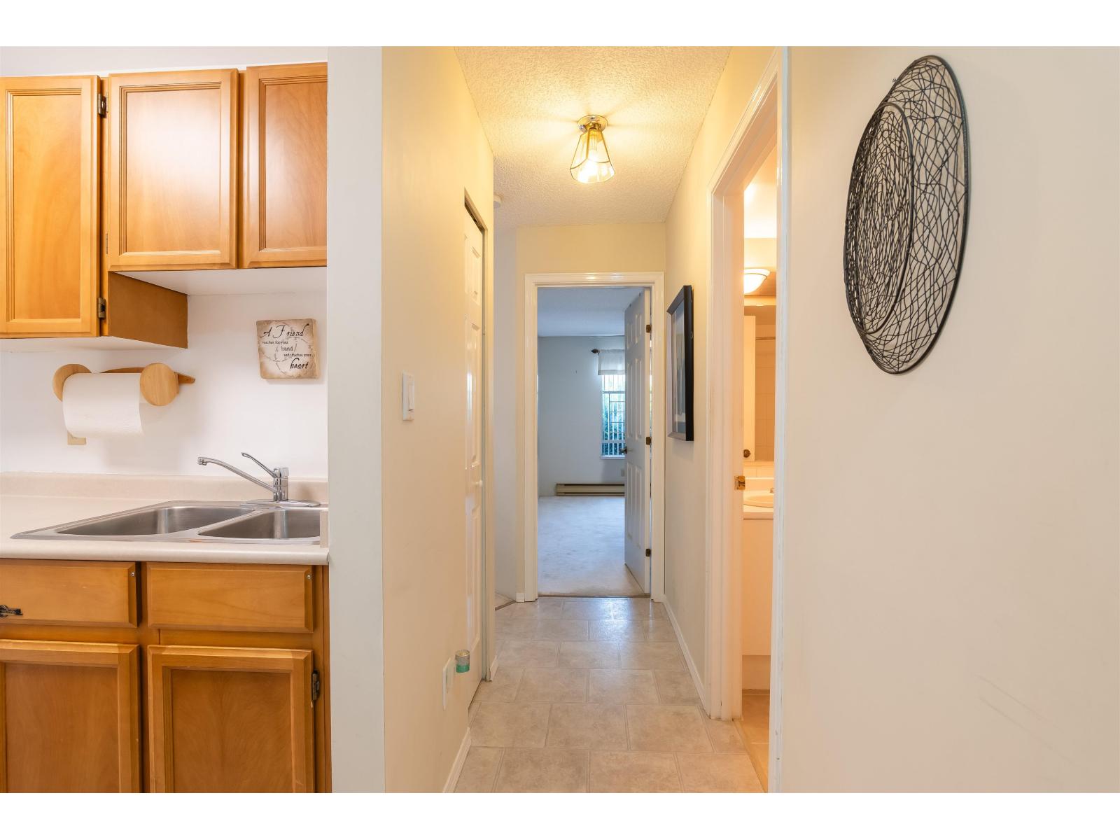 110 32950 Amicus Place, Abbotsford, British Columbia  V2S 6G9 - Photo 14 - R3050203