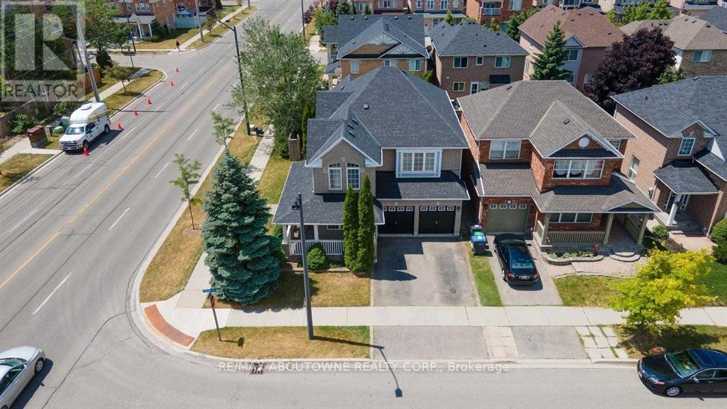 3875 Thomas Street, Mississauga, Ontario  L5M 7A6 - Photo 28 - W12419478