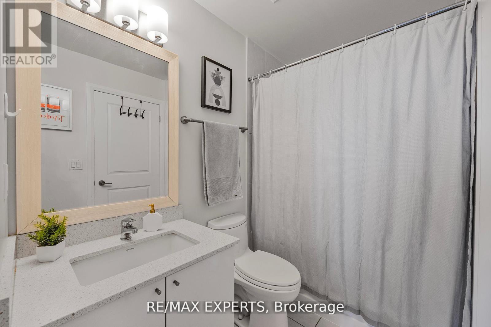 2408 - 75 Eglinton Avenue W, Mississauga, Ontario  L5R 0E5 - Photo 15 - W12419506
