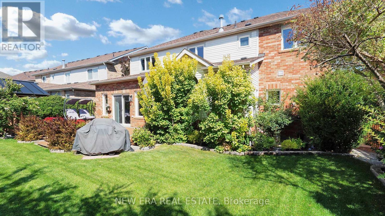 18 Grist Mill Drive, Halton Hills, Ontario  L7G 6C2 - Photo 49 - W12419520