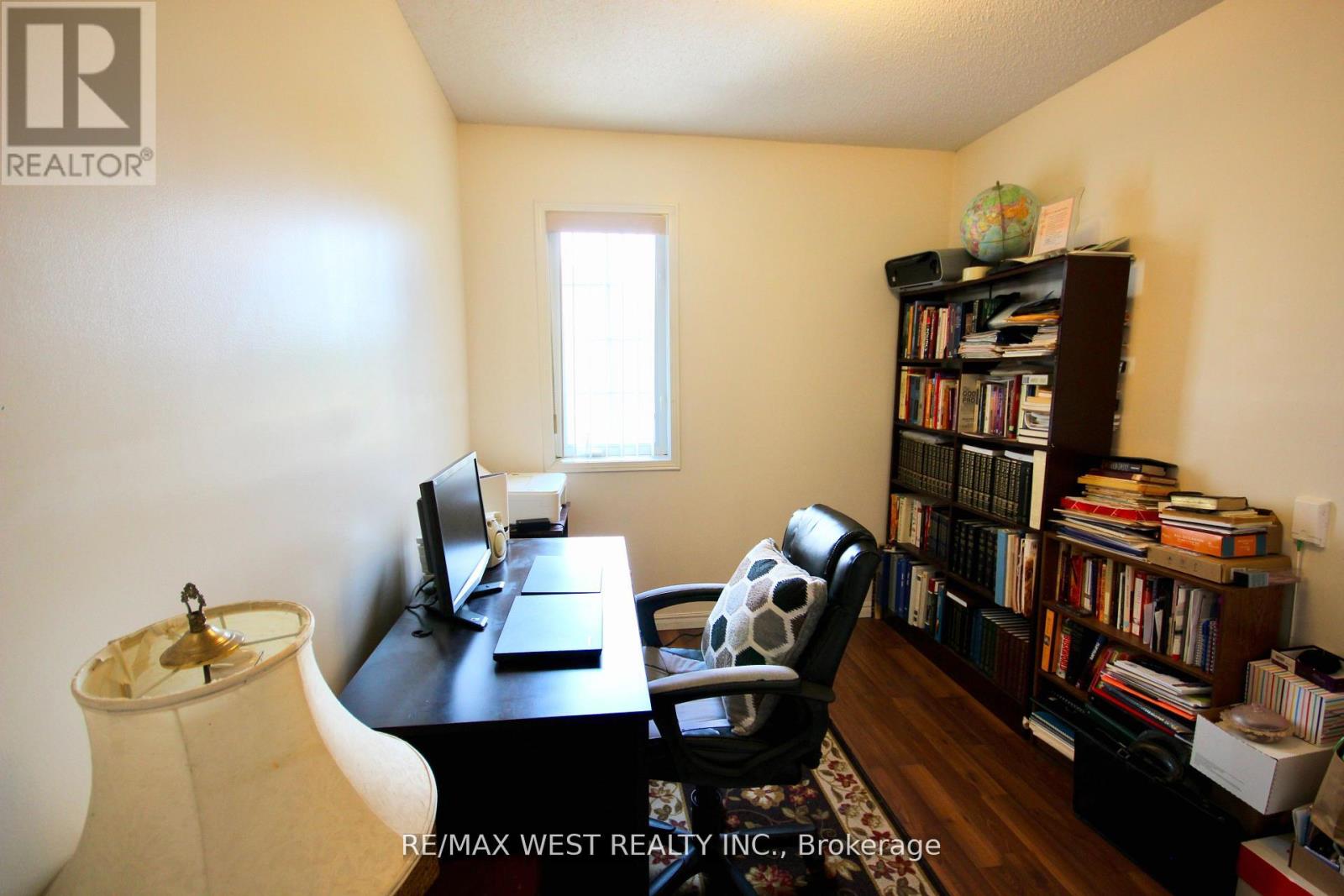1 Platinum Drive, Toronto, Ontario  M6M 5K1 - Photo 23 - W12419564