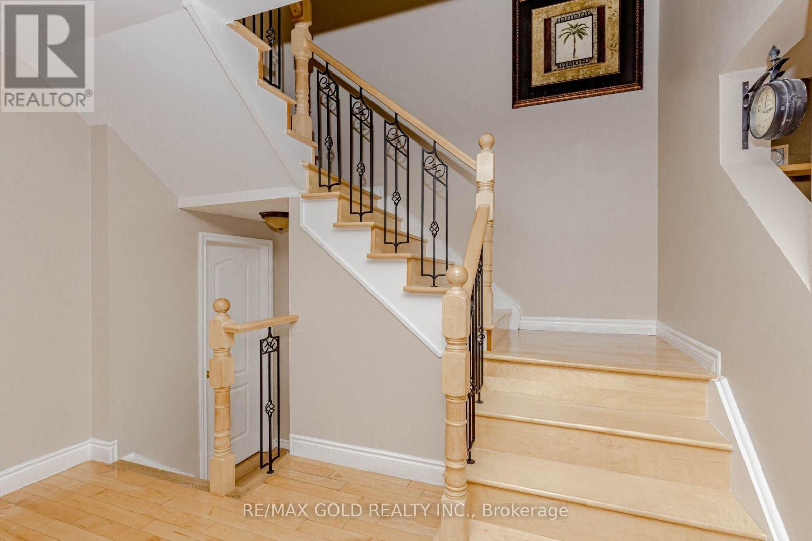 2 Lake Louise Drive, Brampton, Ontario  L6X 4W7 - Photo 18 - W12419599
