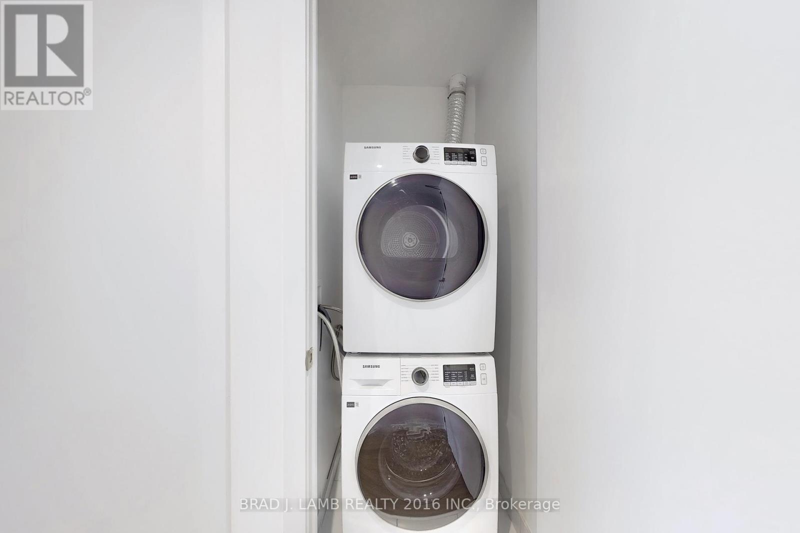1004 - 195 Mccaul Street, Toronto, Ontario  M5T 0E5 - Photo 18 - C12419616