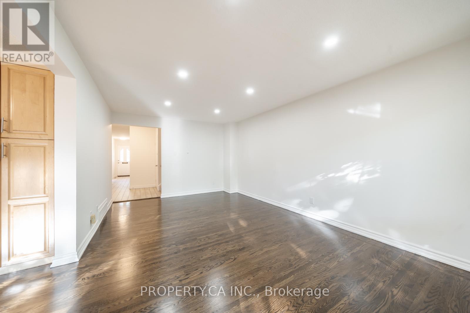 98 Tanjoe Crescent, Toronto (Newtonbrook West), Ontario  M2M 1P7 - Photo 12 - C12419629
