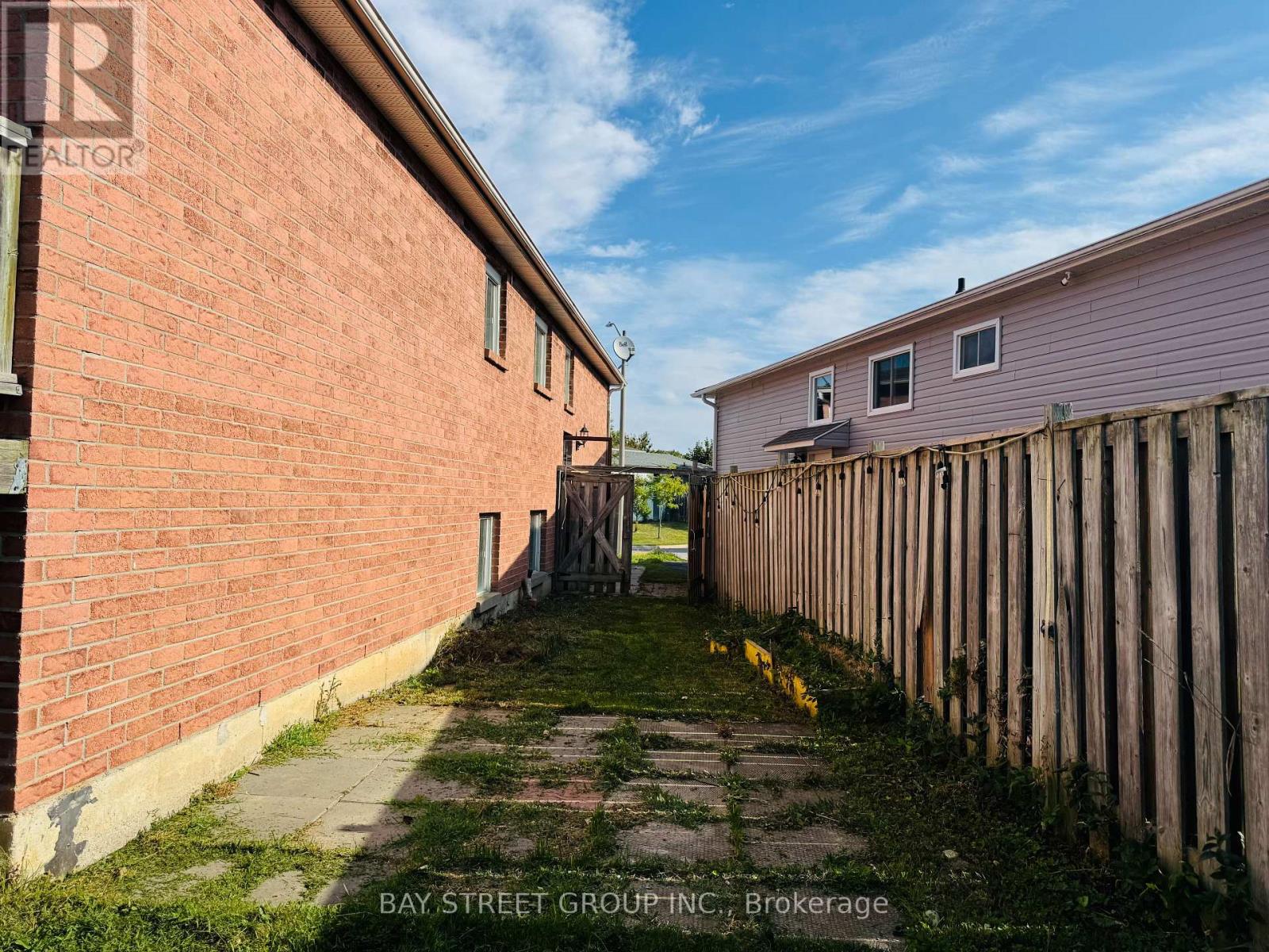 1 - 1448 Outlet Drive, Oshawa, Ontario  L1J 7Z5 - Photo 20 - E12419632