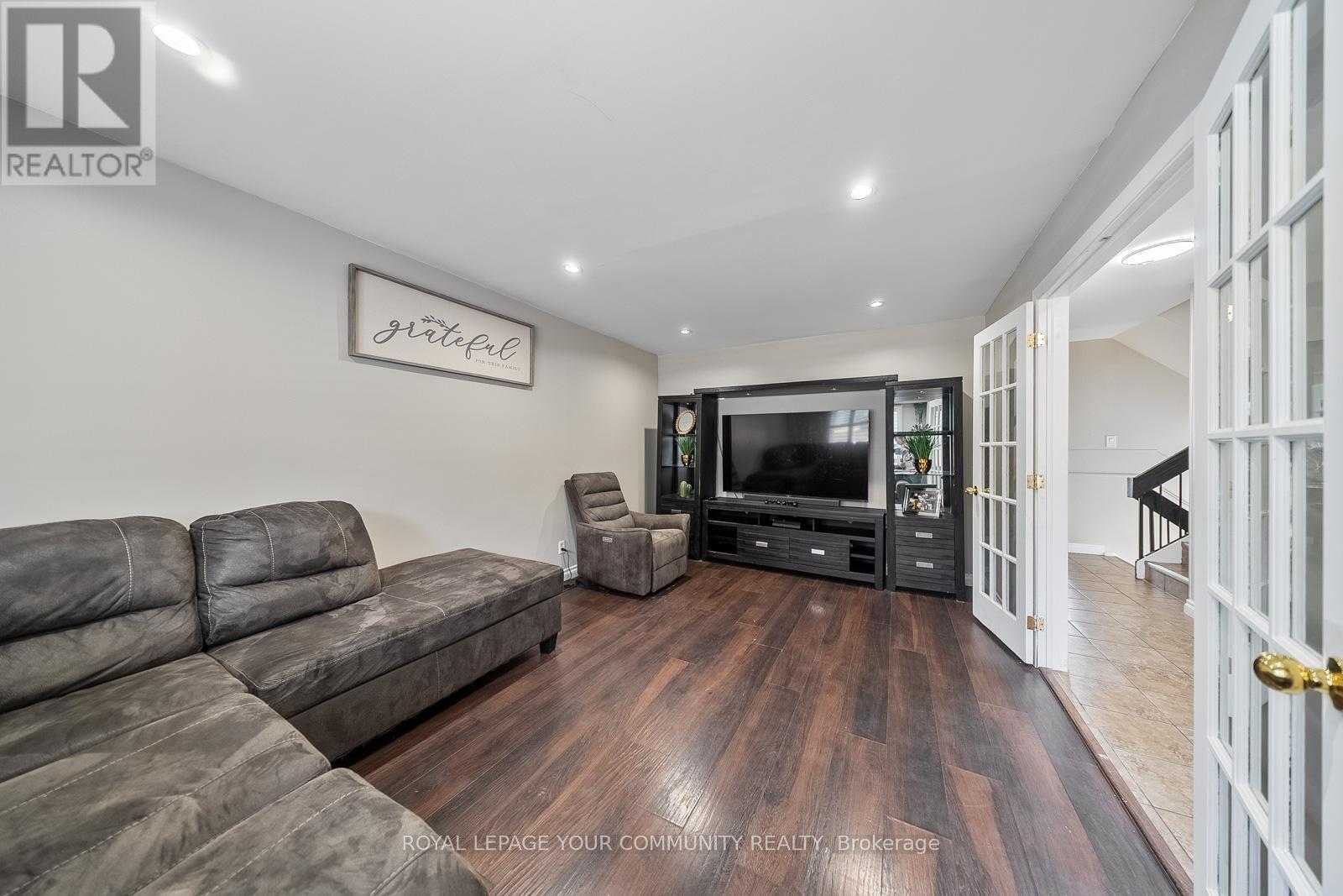 180 Westheights Drive, Kitchener, Ontario  N2N 1J9 - Photo 6 - X12419448