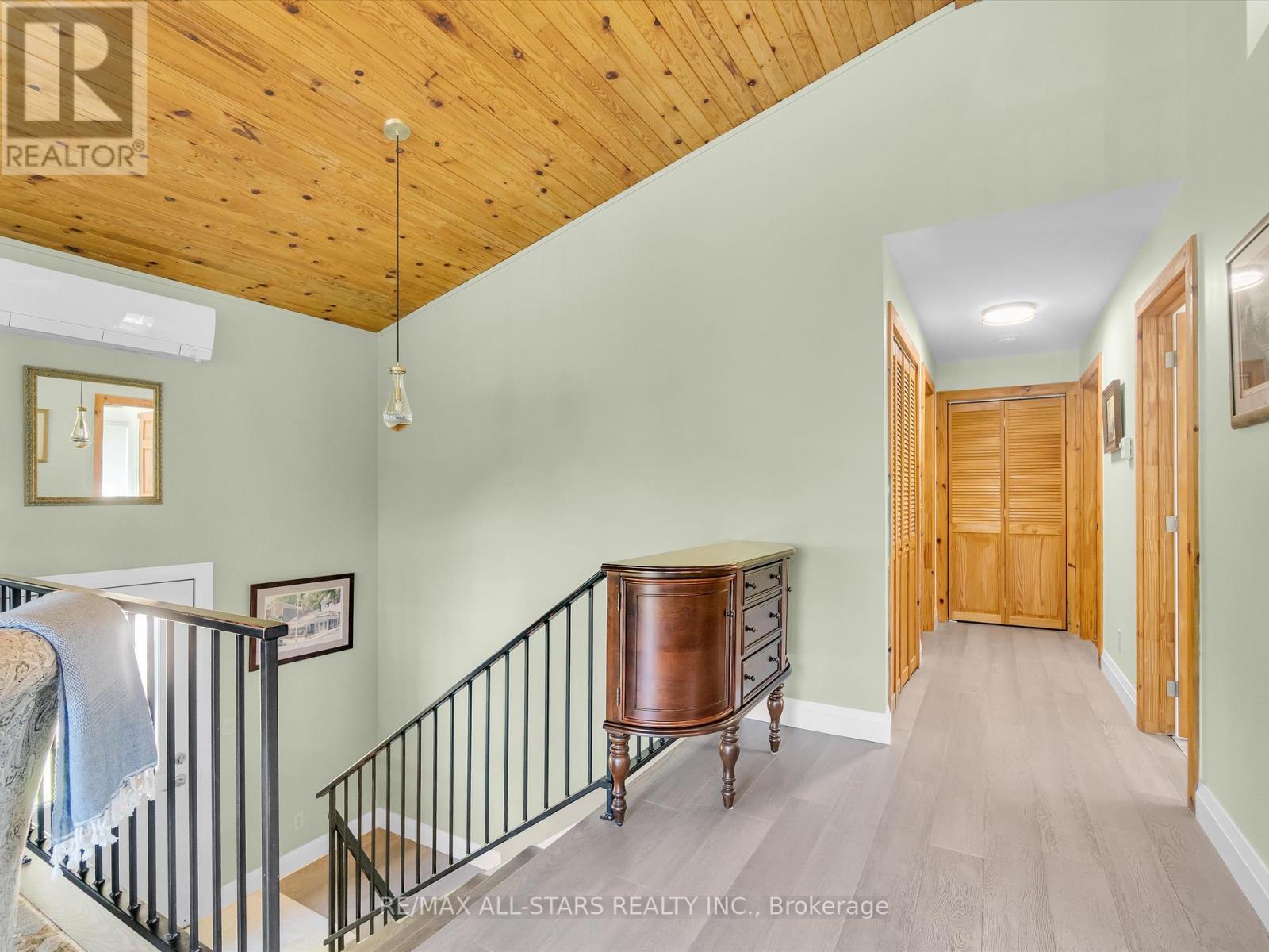 1435 Falkenburg Road, Muskoka Lakes, Ontario  P1L 1X4 - Photo 12 - X12419483