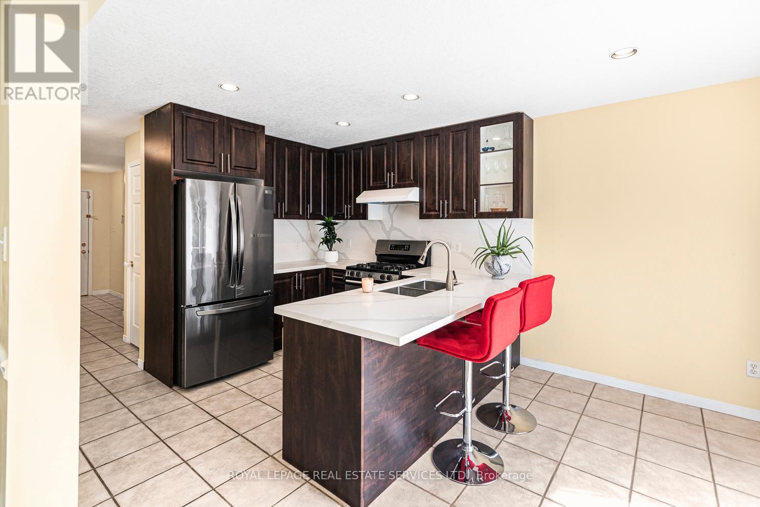 59 Deerpath Drive, Guelph (Willow West/sugarbush/west Acres), Ontario  N1K 1V1 - Photo 17 - X12419521