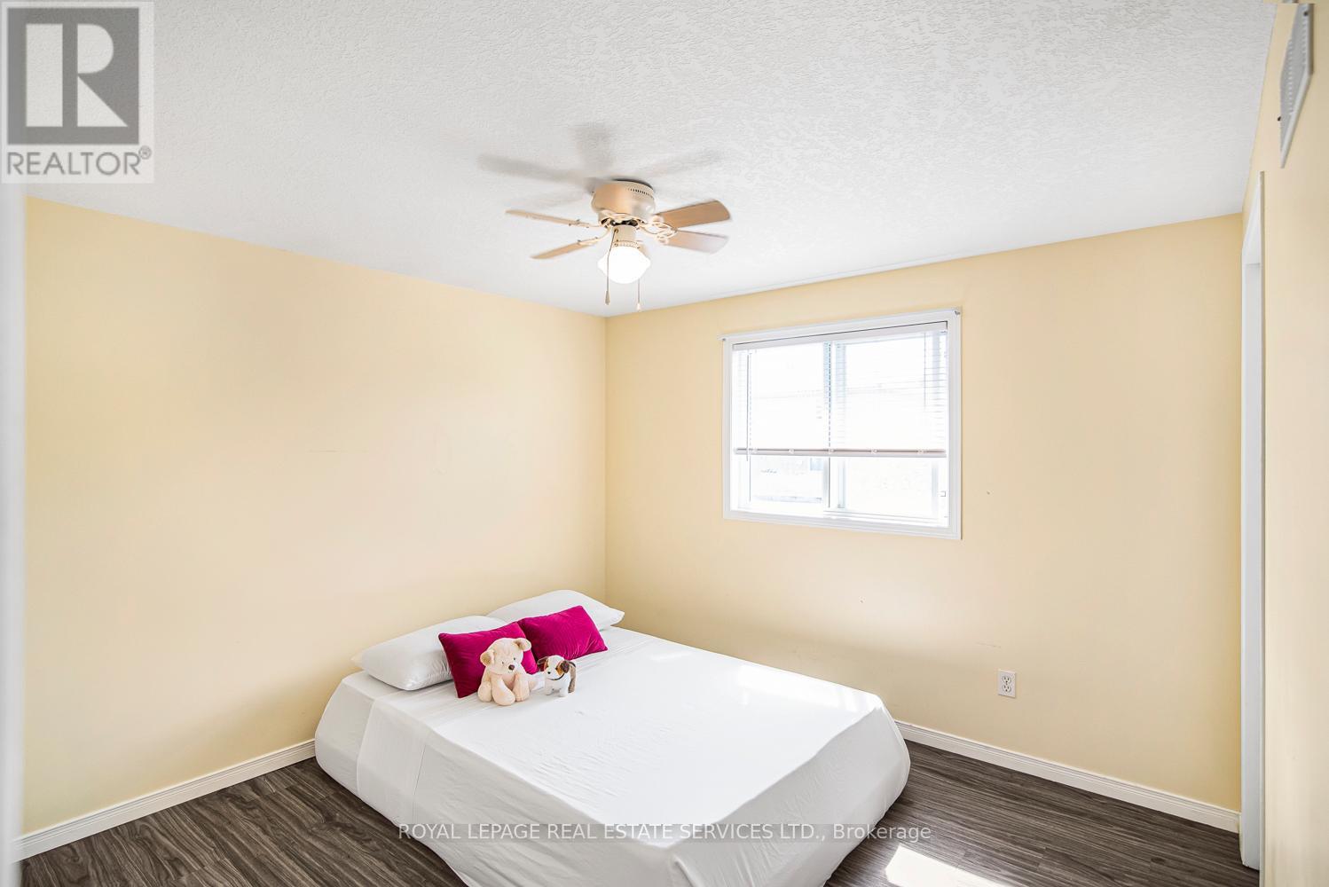 59 Deerpath Drive, Guelph (Willow West/sugarbush/west Acres), Ontario  N1K 1V1 - Photo 22 - X12419521