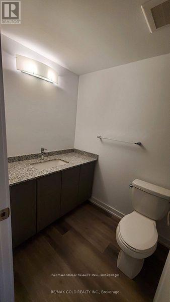 25 - 205 West Oak Trail, Kitchener, Ontario  N2R 1R4 - Photo 3 - X12419535