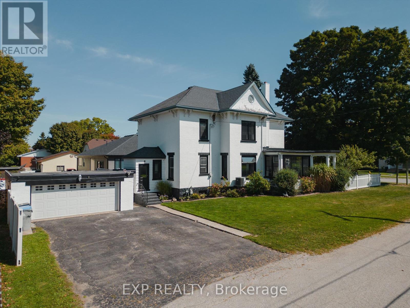 290 TURNBERRY STREET, Huron East, Ontario