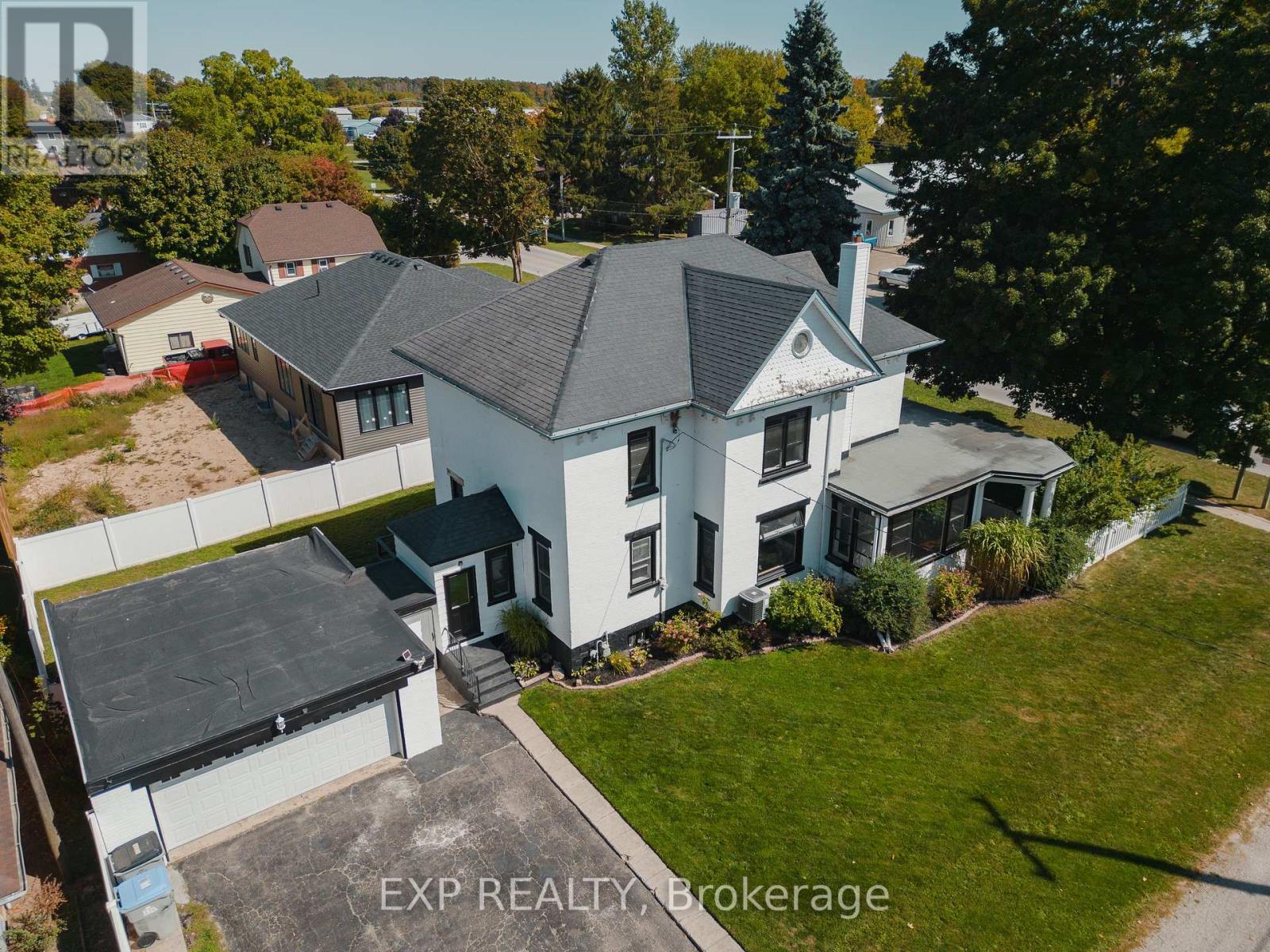 290 Turnberry Street, Huron East, Ontario  N0G 1H0 - Photo 29 - X12419589