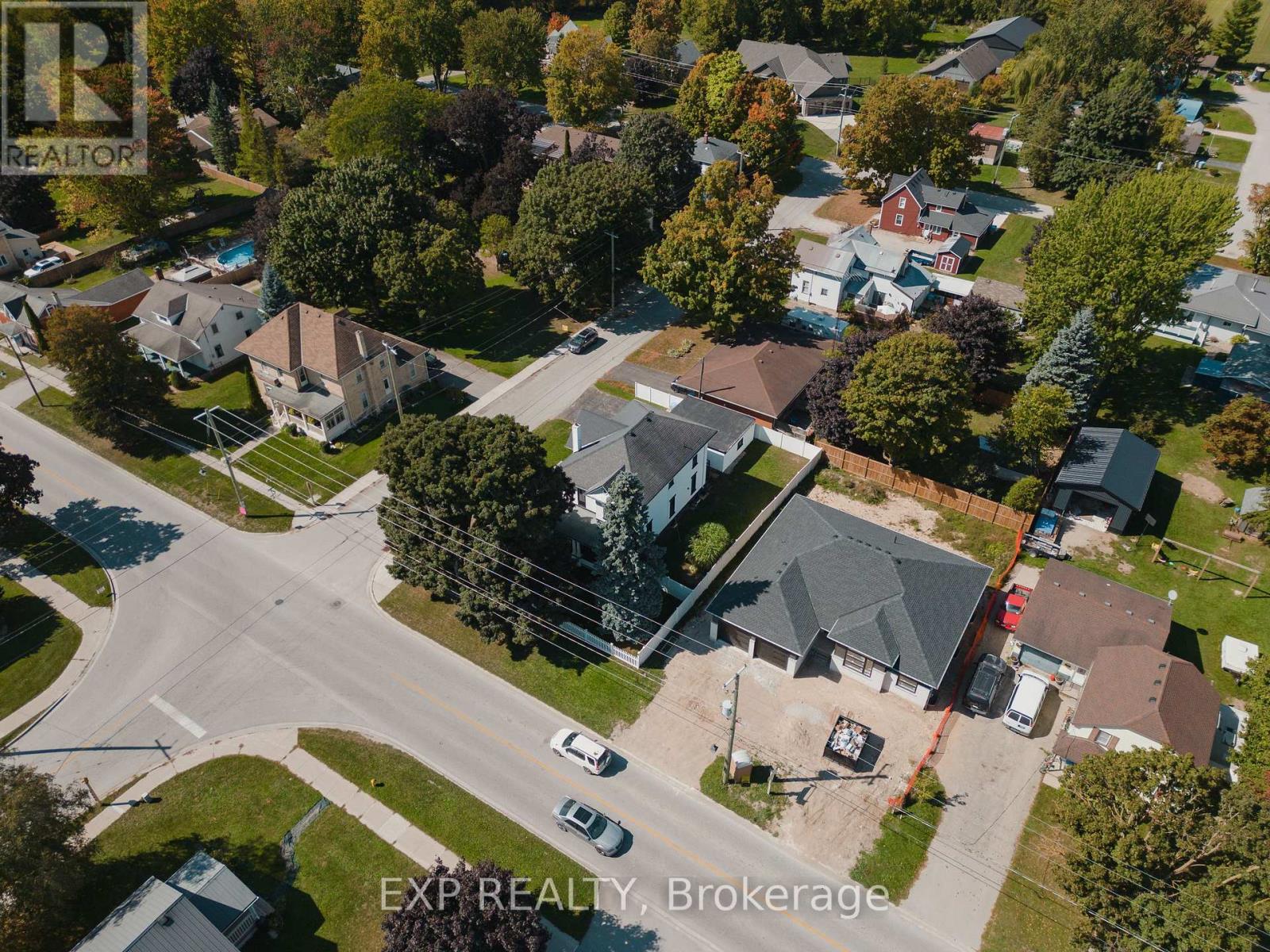 290 Turnberry Street, Huron East, Ontario  N0G 1H0 - Photo 33 - X12419589