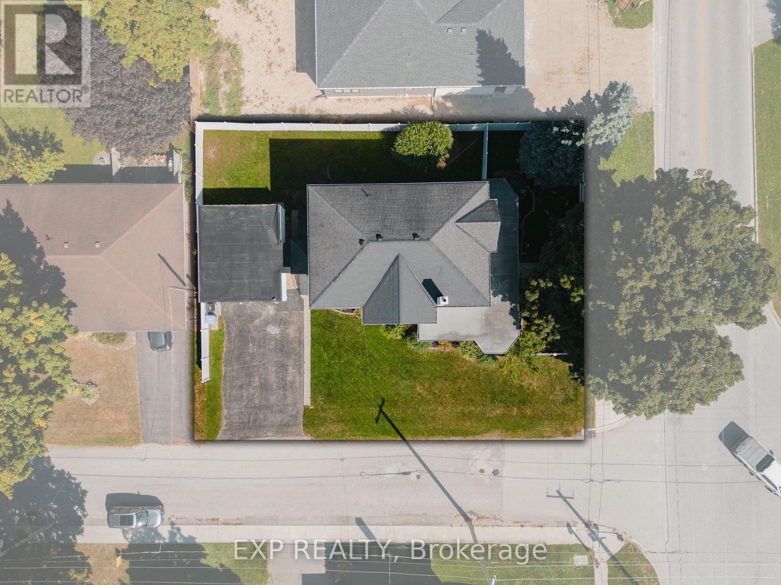 290 Turnberry Street, Huron East, Ontario  N0G 1H0 - Photo 35 - X12419589