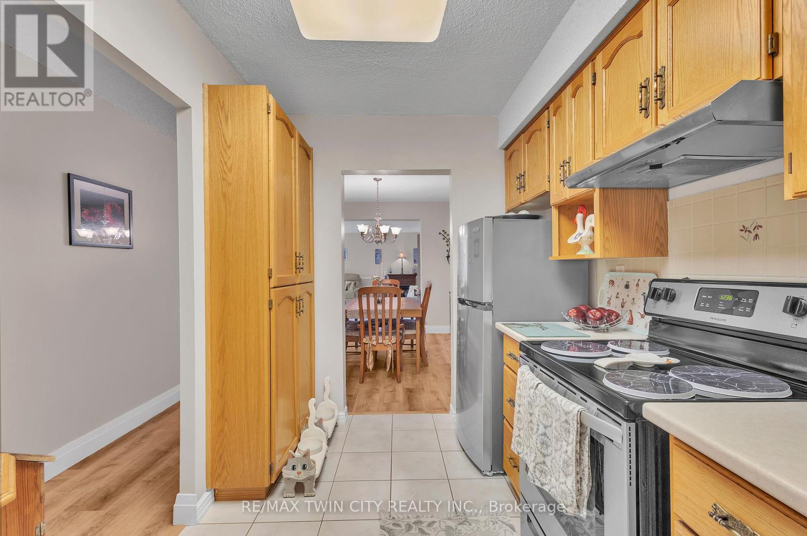 206 - 93 Westwood Road, Guelph, Ontario  N1H 7J7 - Photo 11 - X12419590