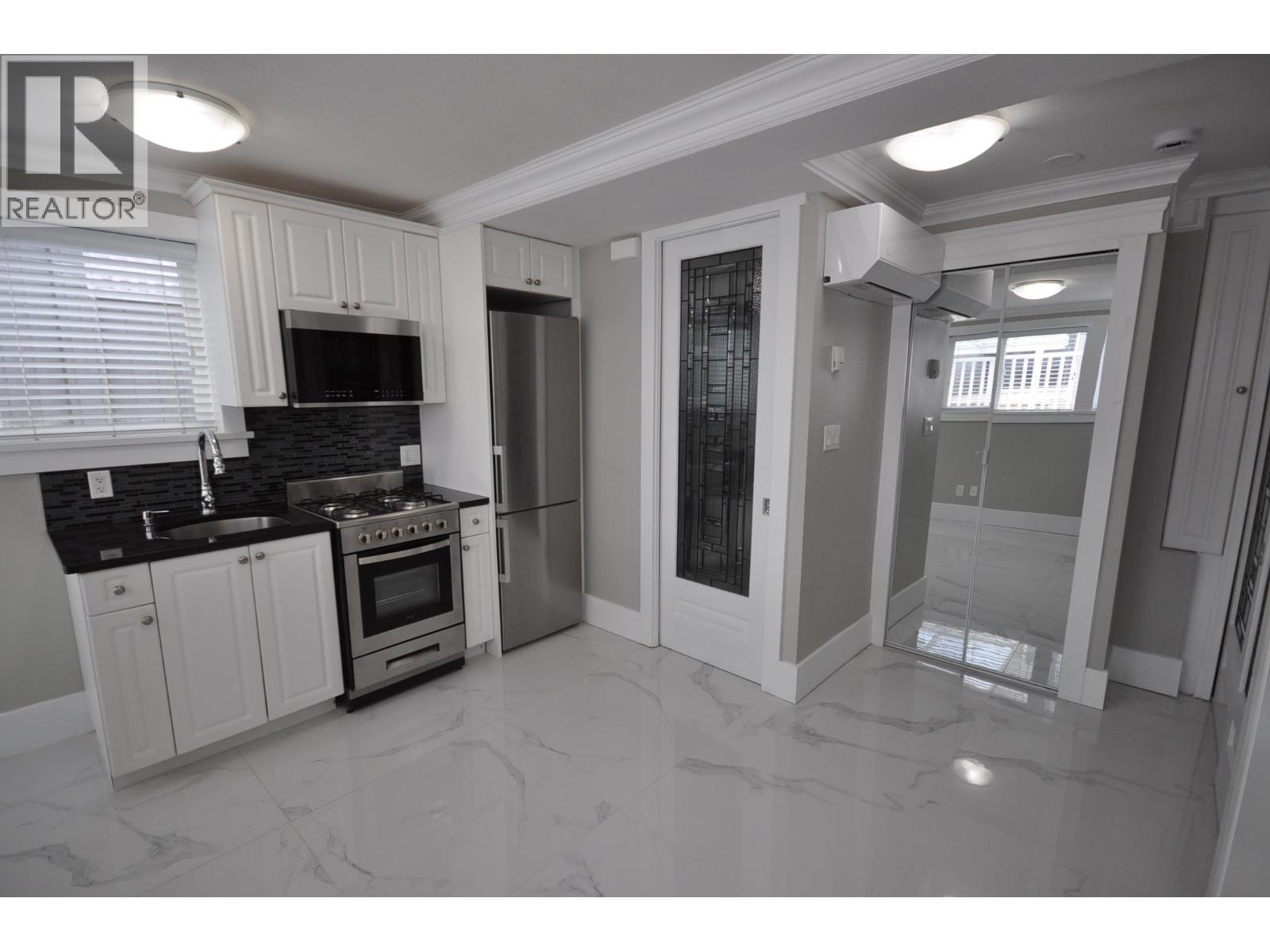 7828 Prince A Street, Vancouver, British Columbia  V5X 3Z7 - Photo 8 - R3039599