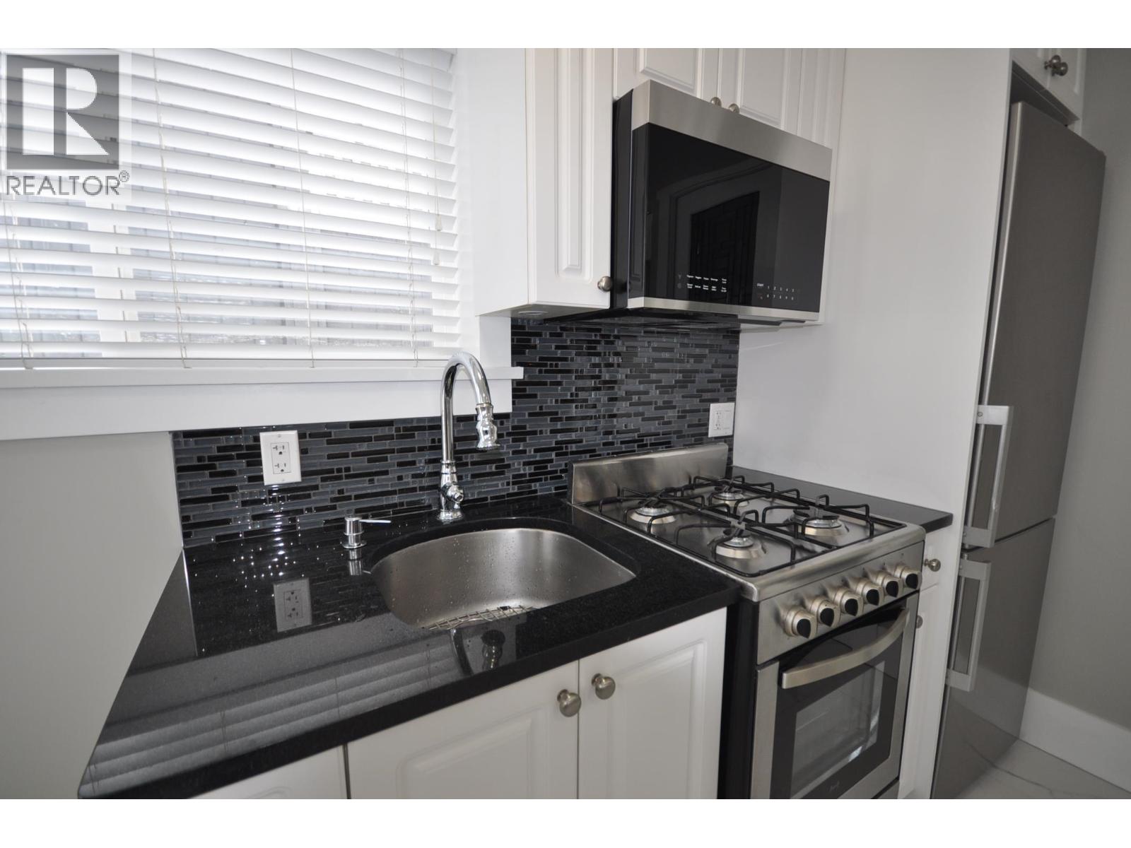 7828 Prince A Street, Vancouver, British Columbia  V5X 3Z7 - Photo 9 - R3039599