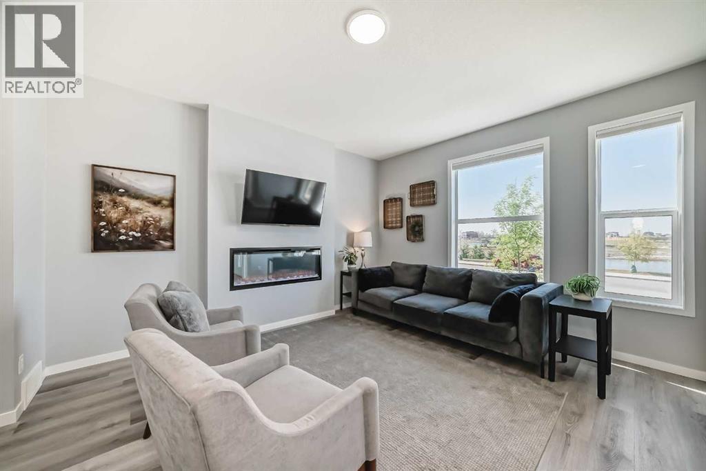 356 Dawson Drive, Chestermere, Alberta  T1X 2R6 - Photo 3 - A2257983