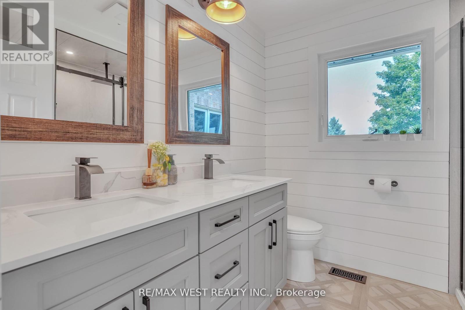 7636 County 1 Road, Adjala-Tosorontio, Ontario  L0G 1W0 - Photo 12 - N12419614