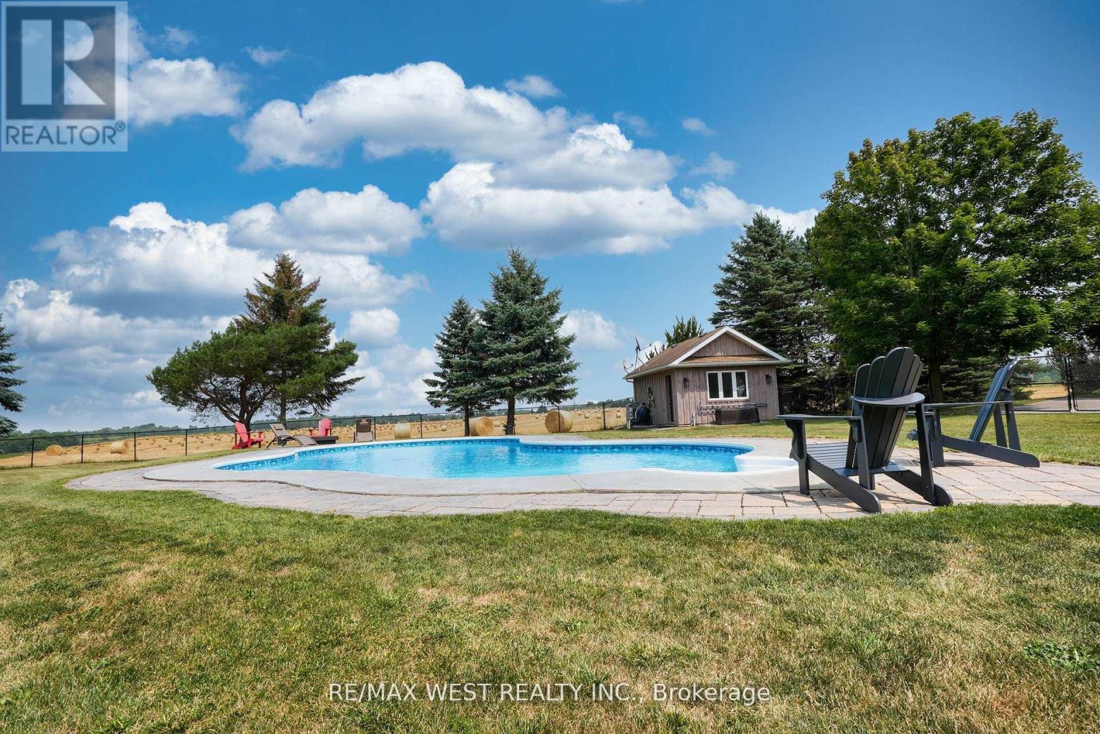7636 County 1 Road, Adjala-Tosorontio, Ontario  L0G 1W0 - Photo 24 - N12419614