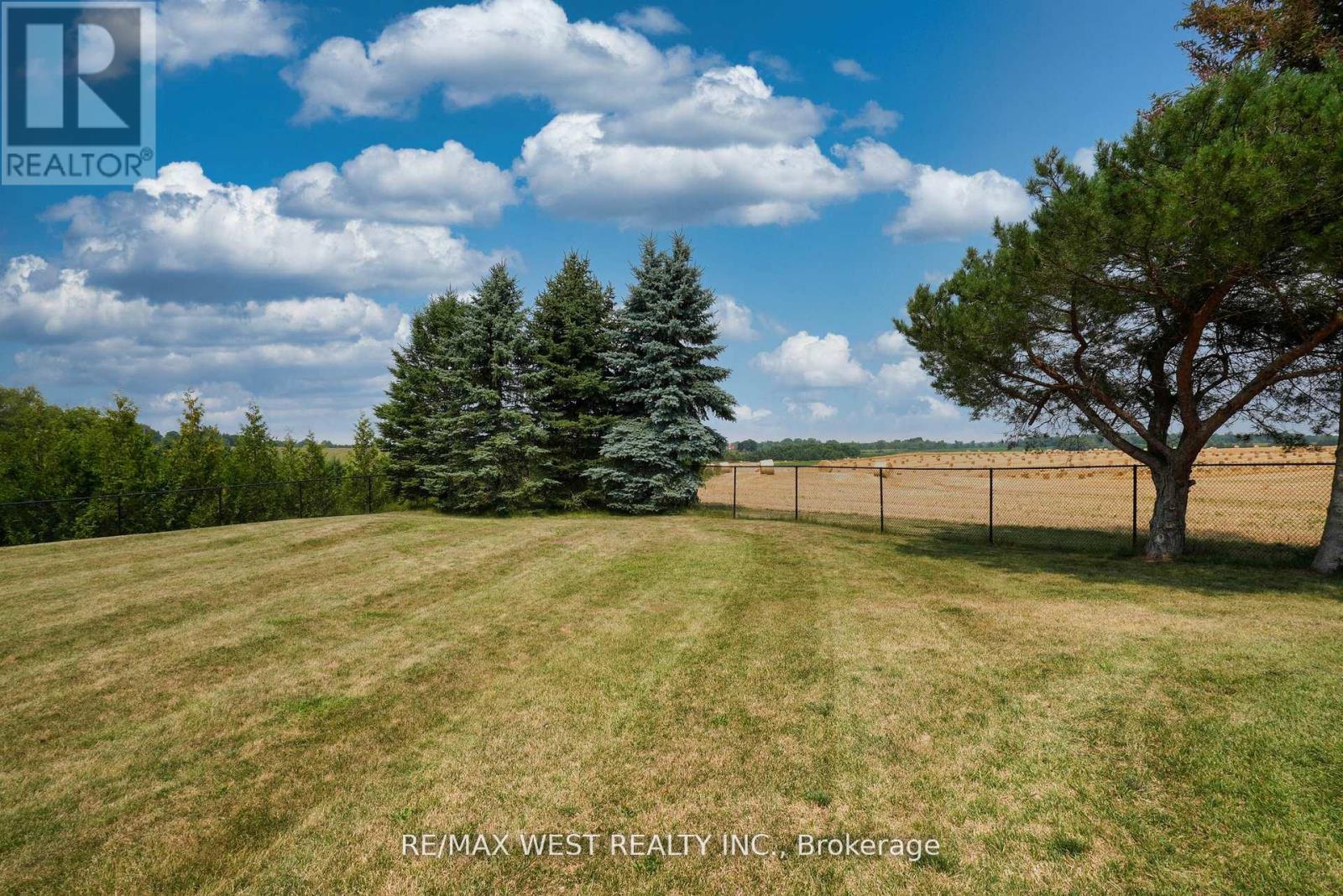 7636 County 1 Road, Adjala-Tosorontio, Ontario  L0G 1W0 - Photo 26 - N12419614