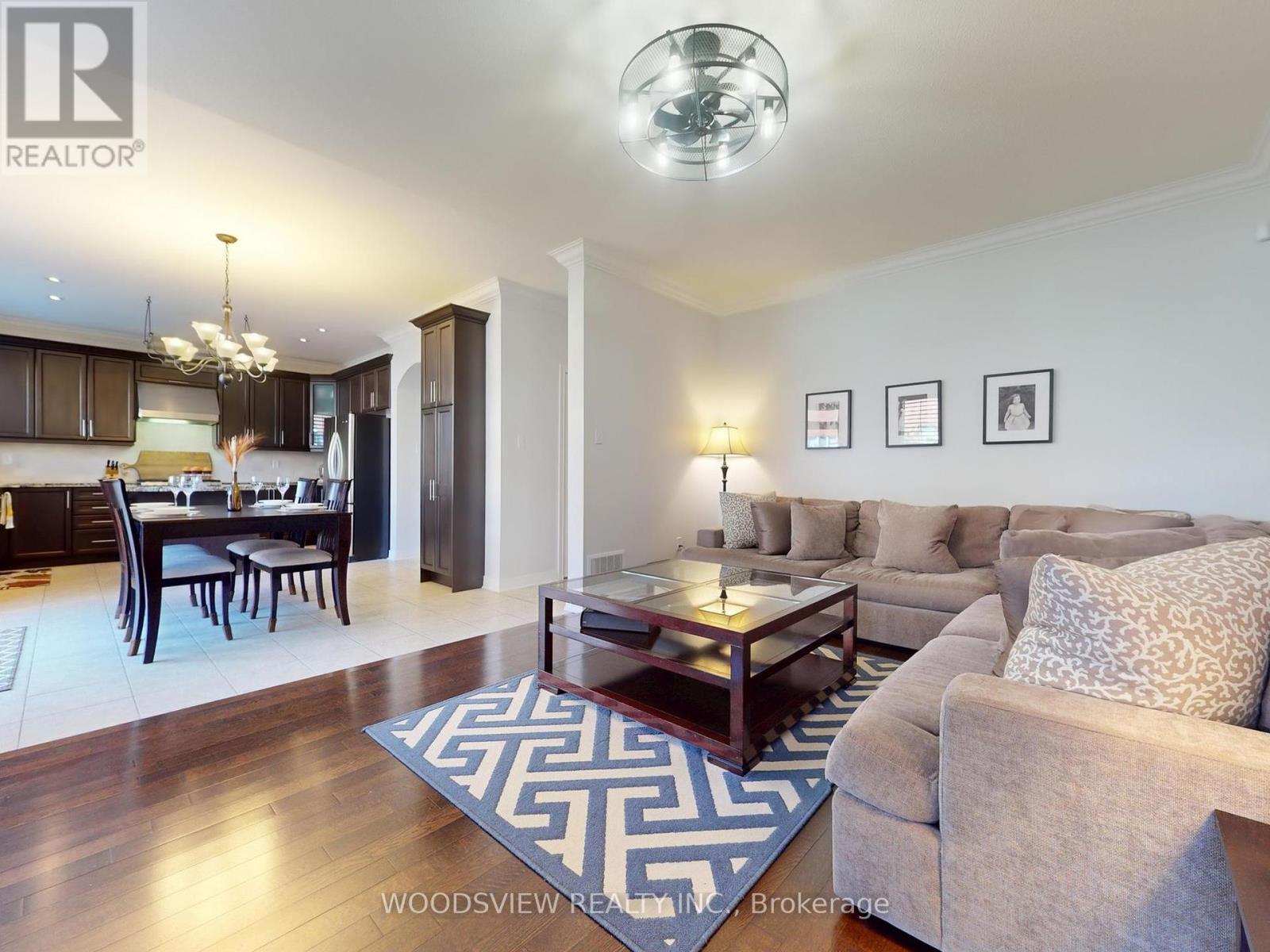 26 Manley Avenue, Whitchurch-Stouffville, Ontario  L4A 0C5 - Photo 15 - N12419644
