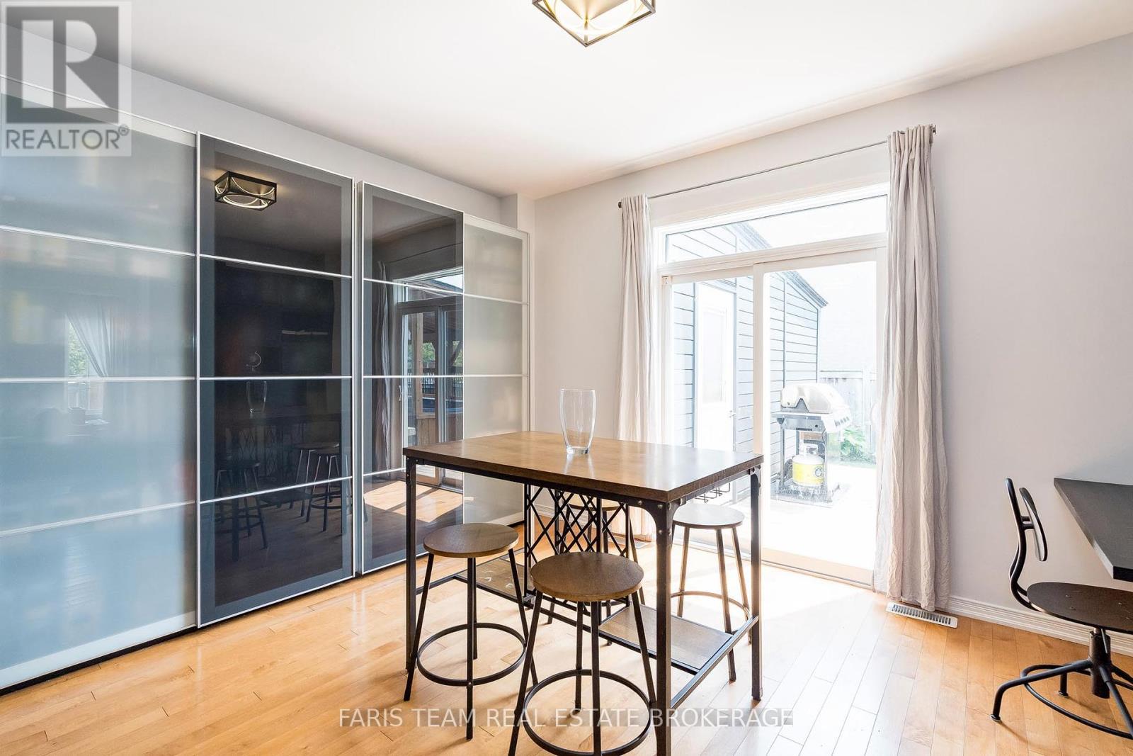 1 Carter Street, Bradford West Gwillimbury, Ontario  L3Z 0L2 - Photo 13 - N12419660