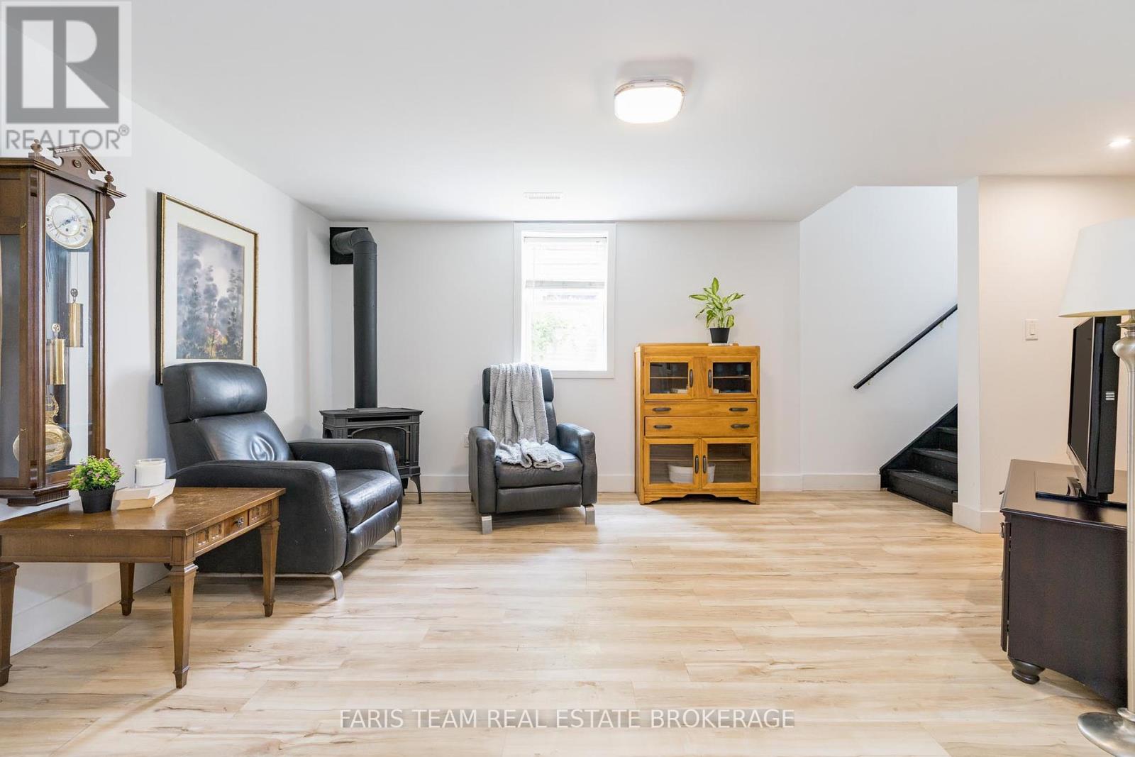 1 Carter Street, Bradford West Gwillimbury, Ontario  L3Z 0L2 - Photo 36 - N12419660