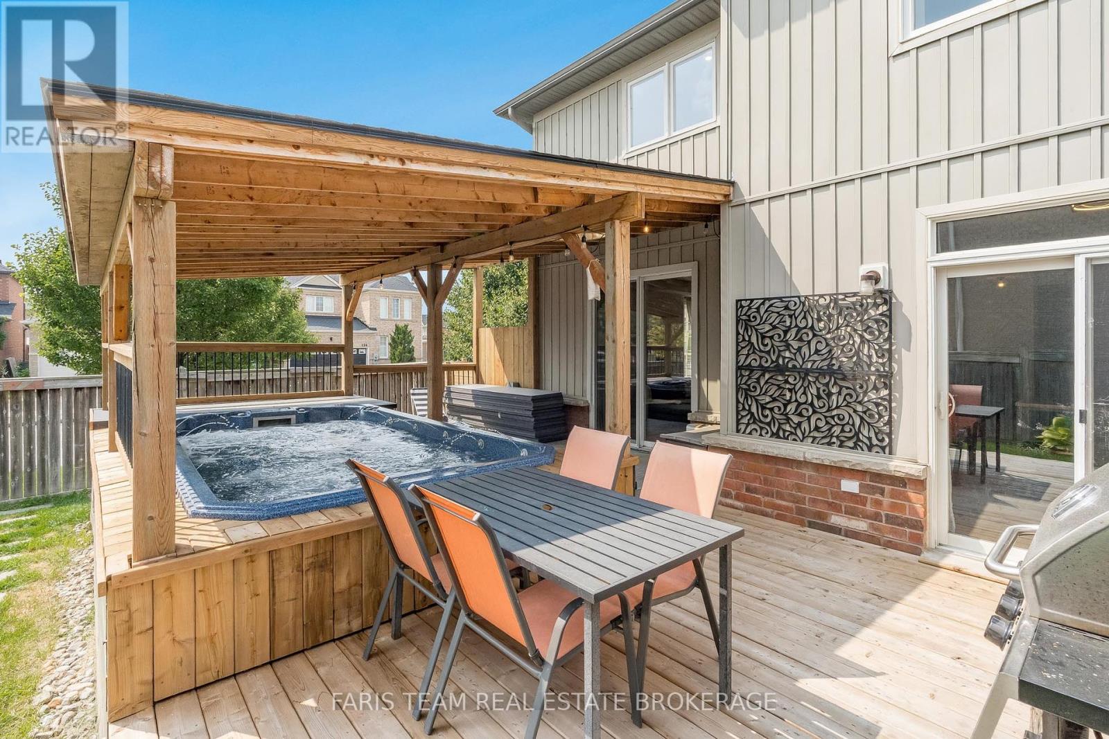 1 Carter Street, Bradford West Gwillimbury, Ontario  L3Z 0L2 - Photo 43 - N12419660