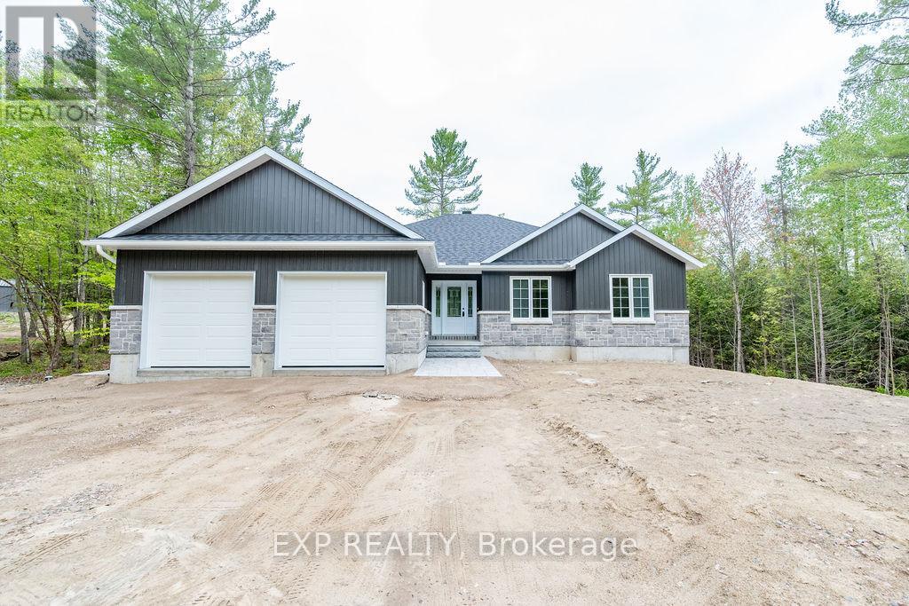 912 BURNSTOWN ROAD, McNab/Braeside, Ontario