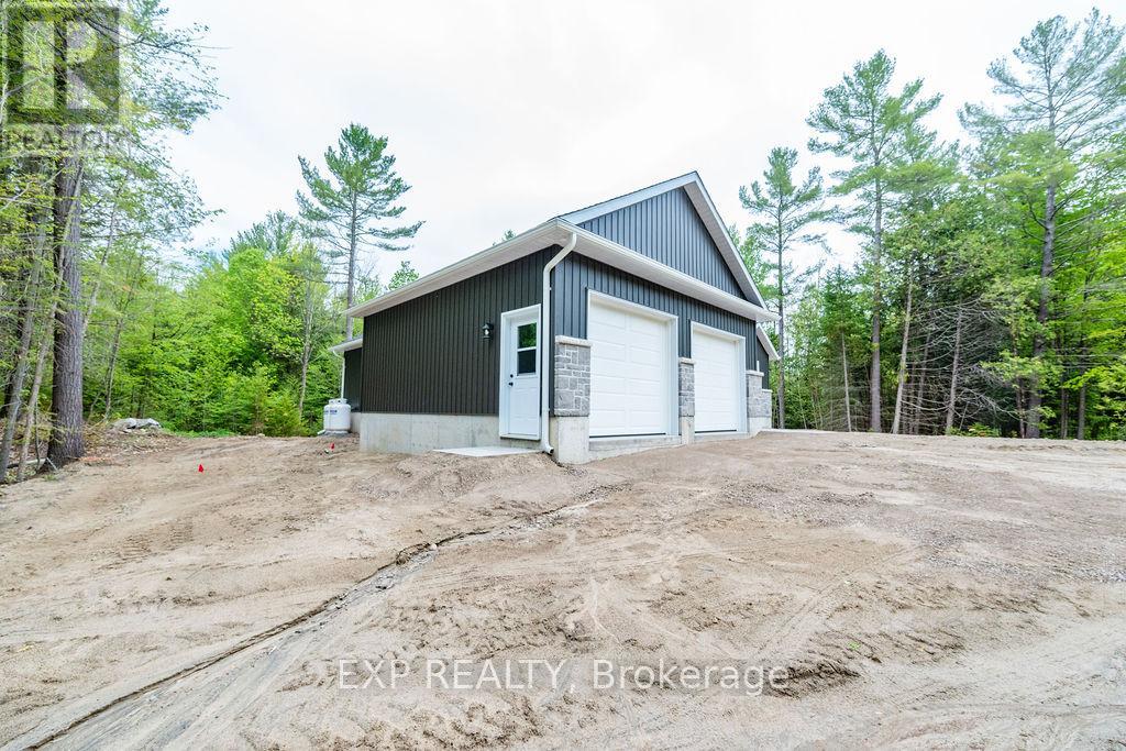 912 Burnstown Road, Mcnab/braeside, Ontario  K0J 1G0 - Photo 2 - X12419732