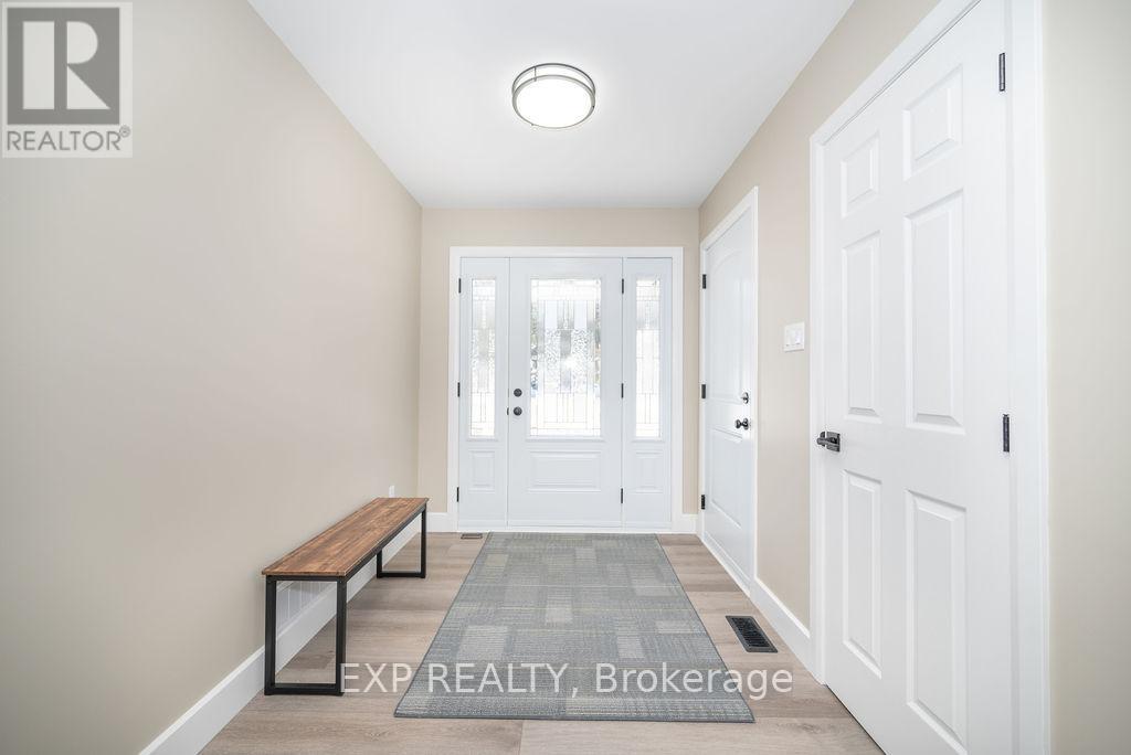 912 Burnstown Road, Mcnab/braeside, Ontario  K0J 1G0 - Photo 7 - X12419732