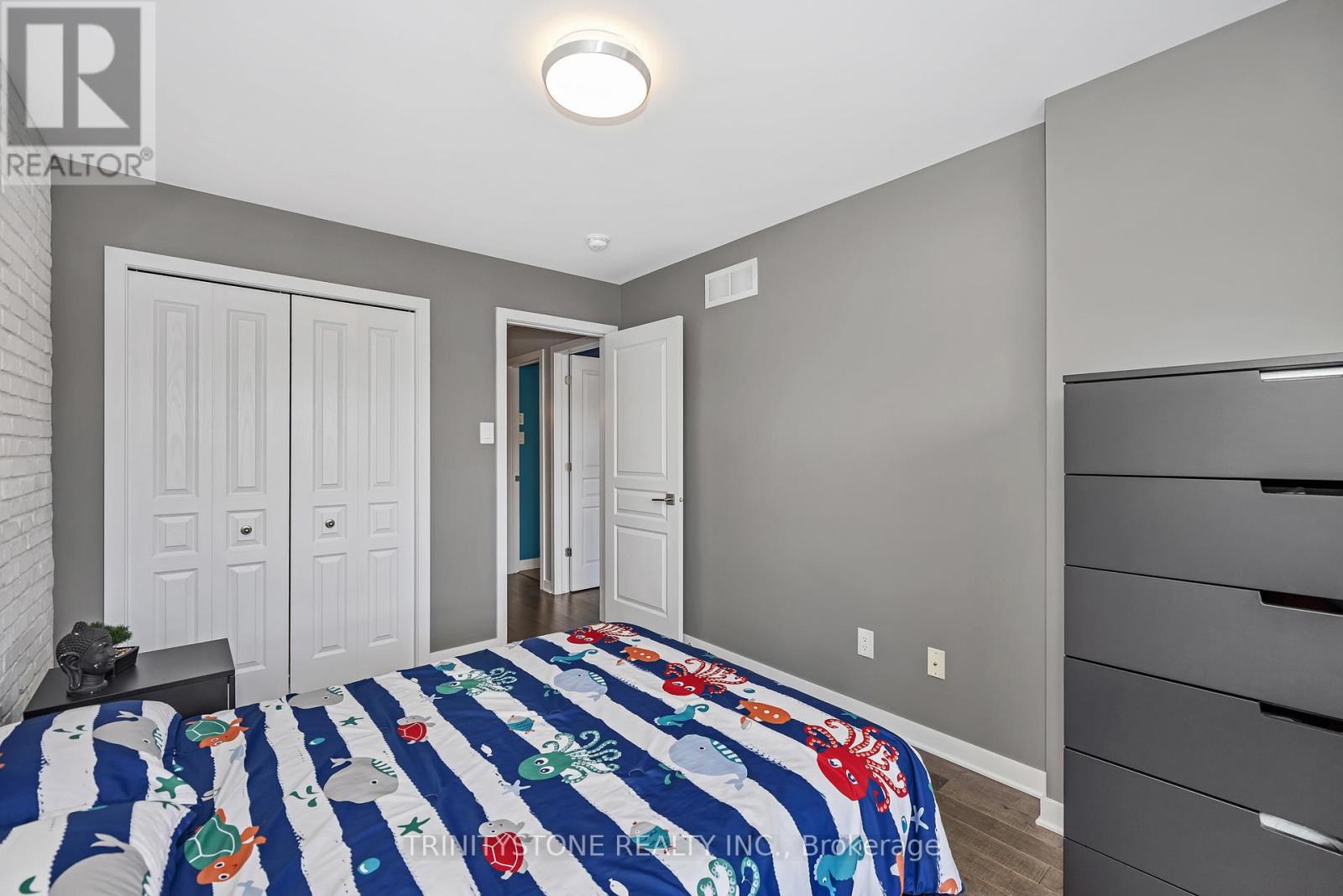 127 Shinny Avenue, Ottawa, Ontario  K2V 0G3 - Photo 25 - X12419701