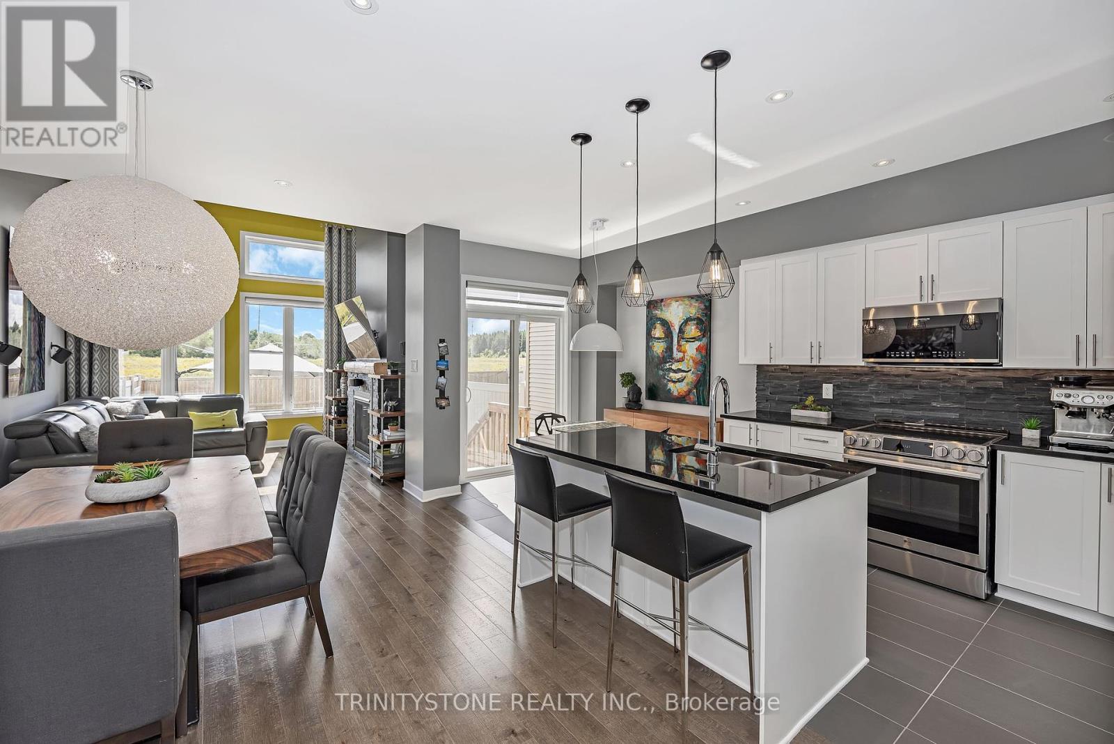 127 Shinny Avenue, Ottawa, Ontario  K2V 0G3 - Photo 4 - X12419701