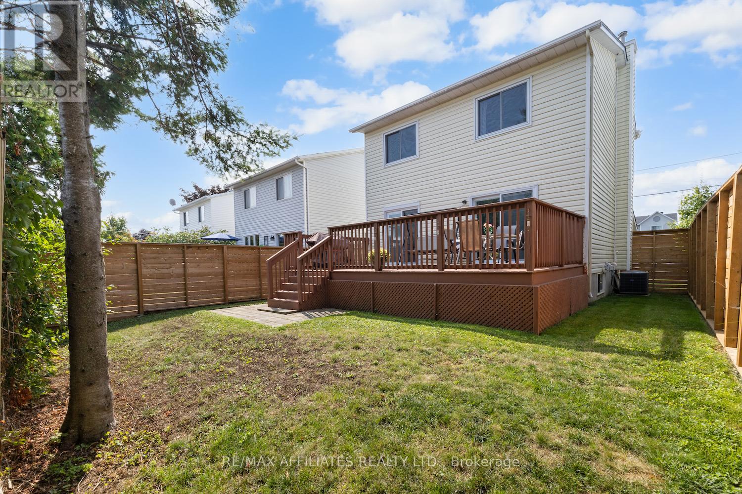 15 Lemaistre Street, Carleton Place, Ontario  K7C 4K5 - Photo 39 - X12419711