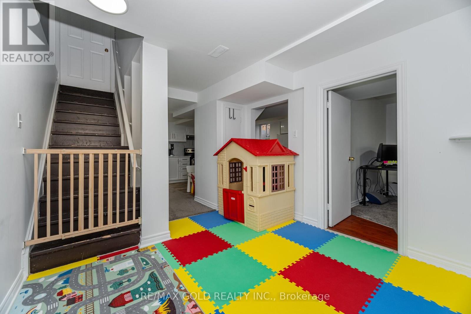 26 Freshmeadow Street, Brampton, Ontario  L6P 2H5 - Photo 22 - W12419637