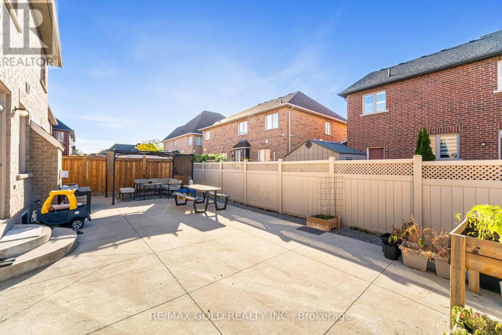 26 Freshmeadow Street, Brampton, Ontario  L6P 2H5 - Photo 29 - W12419637