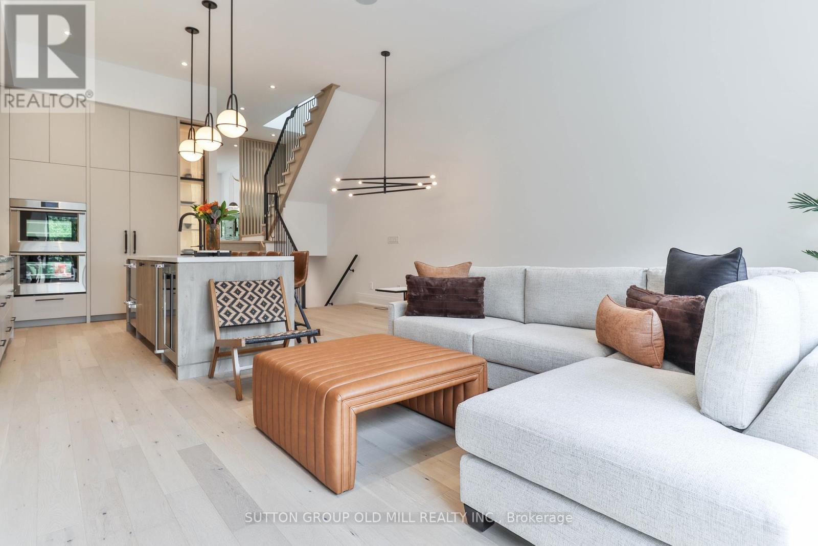 216 Delta Street, Toronto, Ontario  M8W 4E6 - Photo 18 - W12419649