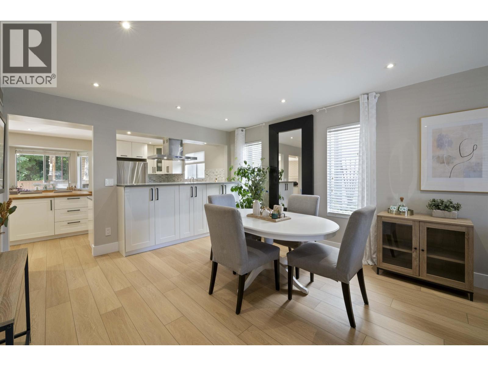 1261 River Drive, Coquitlam, British Columbia  V3E 1N7 - Photo 8 - R3050619