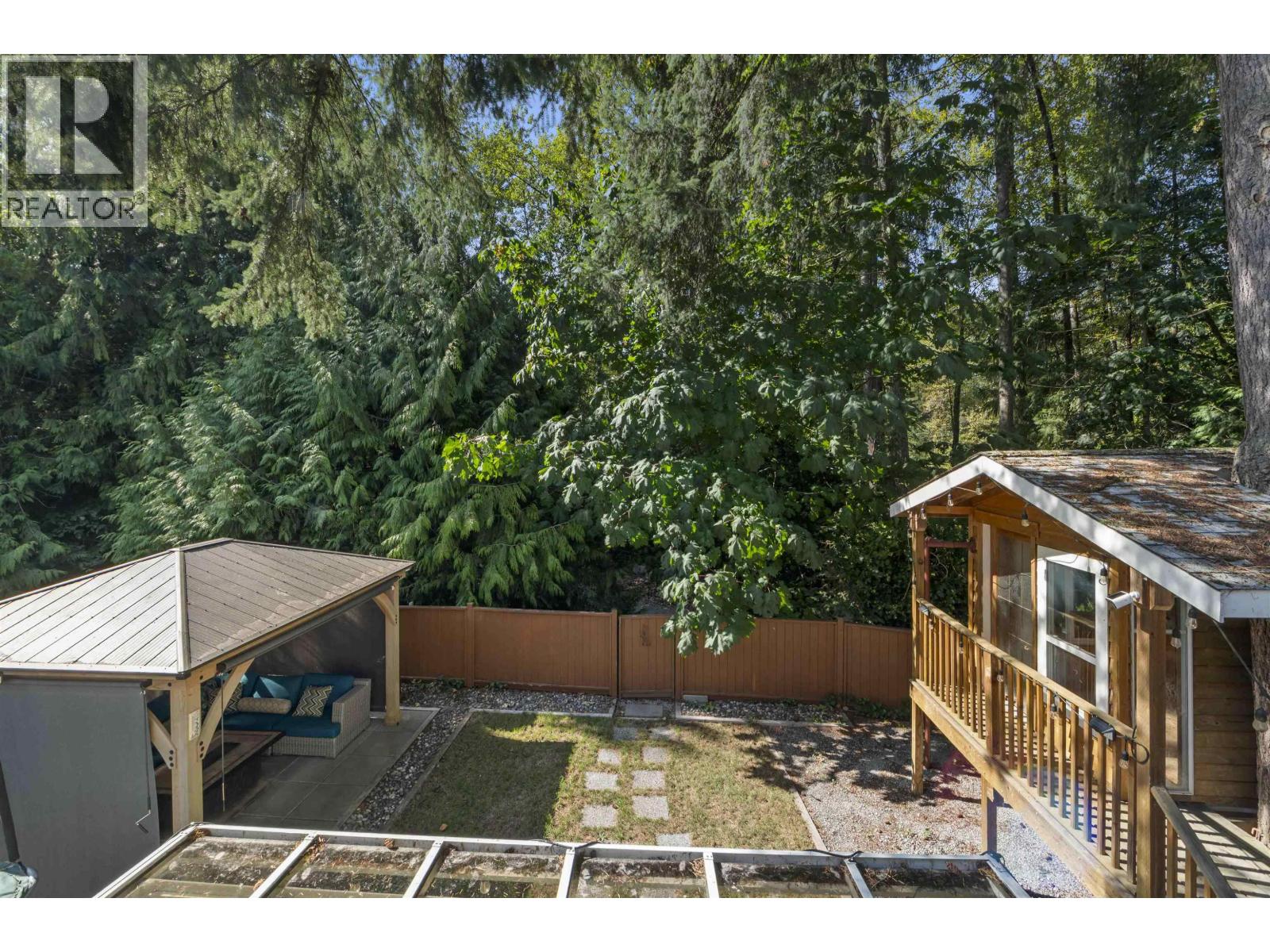 1261 River Drive, Coquitlam, British Columbia  V3E 1N7 - Photo 28 - R3050619
