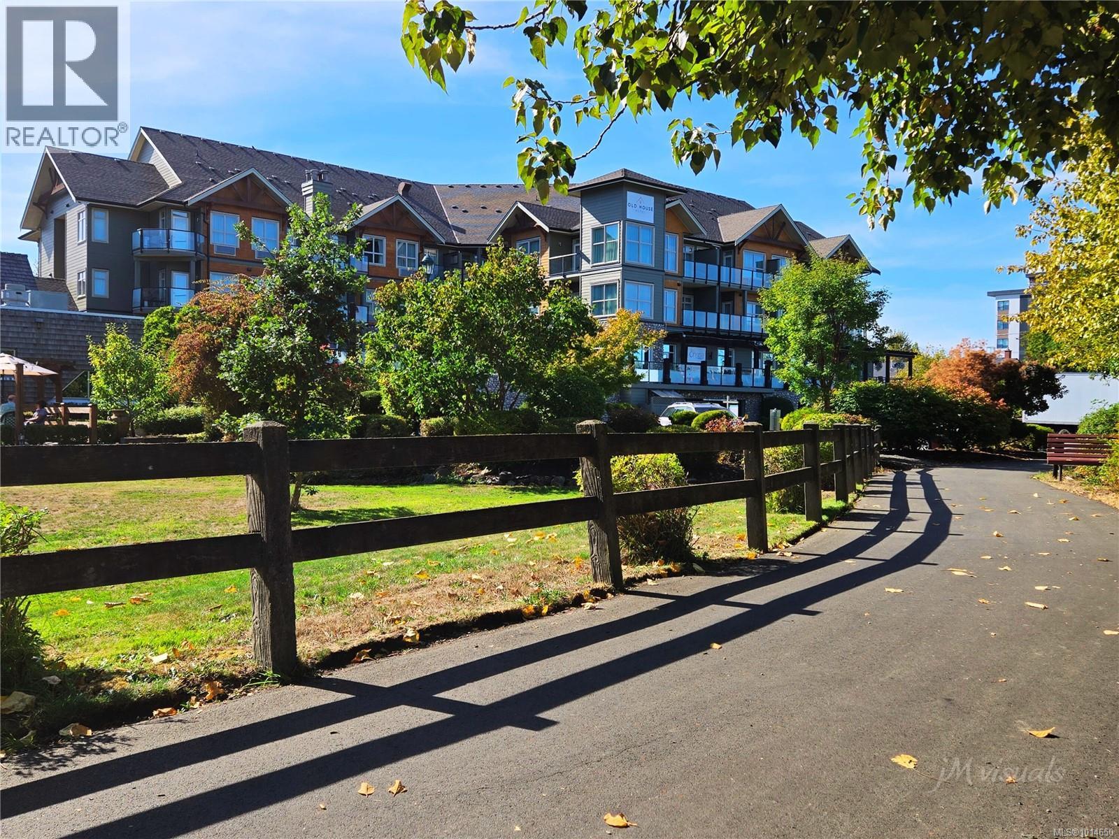 101 Abcd 1730 Riverside Lane, Courtenay, British Columbia  V9N 8C7 - Photo 16 - 1014650